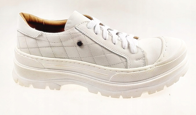 Olivia Shoes 3508 polobotka bílá vel 39