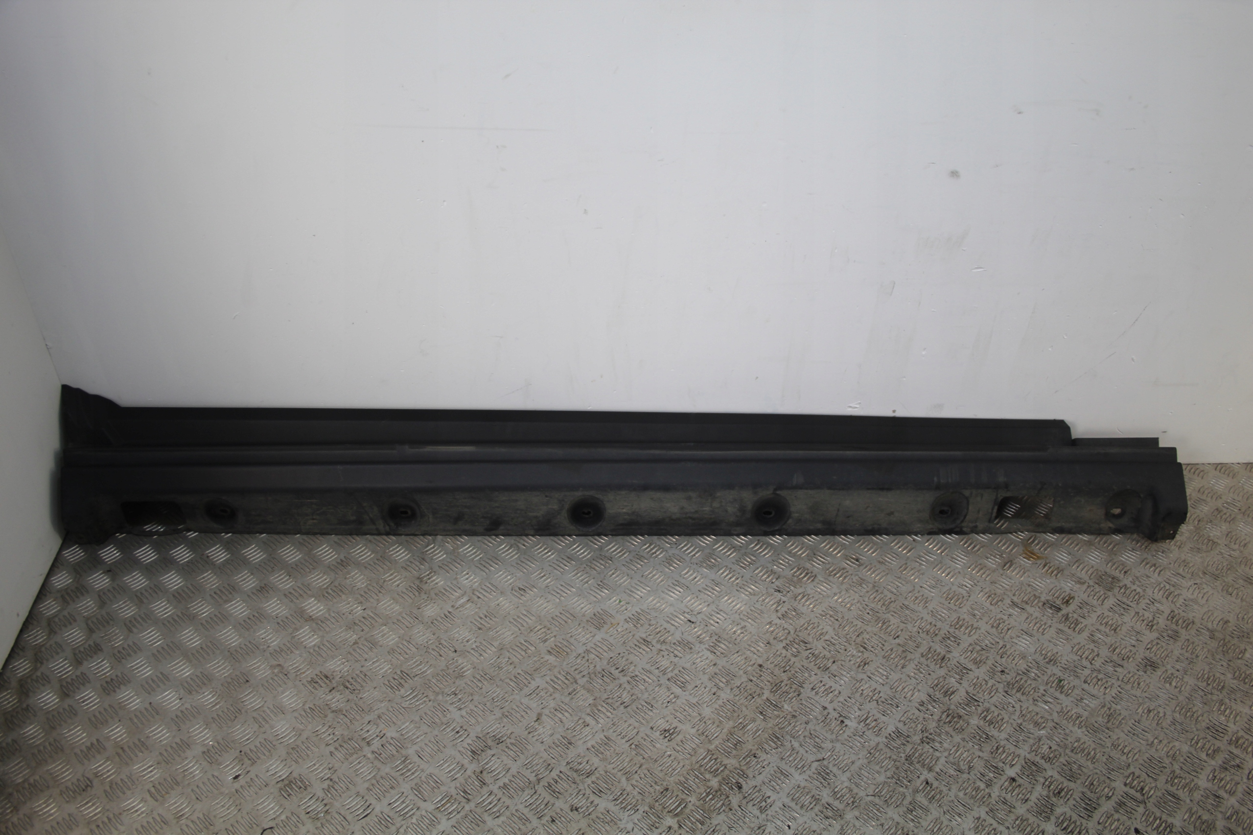 NAKŁADKA PROGOWA PRÓG PRAWY RANGE ROVER VOGUE L322