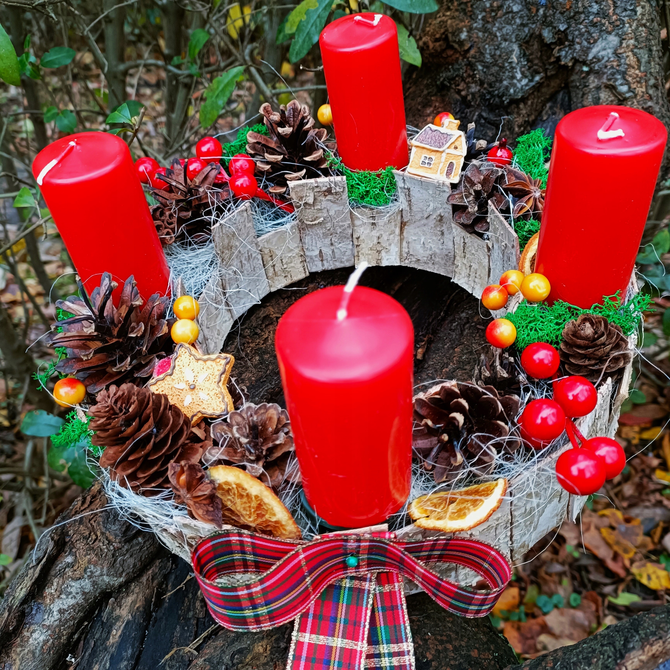 ŚWIĄTECZNY STROIK NA STÓŁ WIGILIJNY WIANEK CZTERY ŚWIECE BOŻONARODZENIOWY