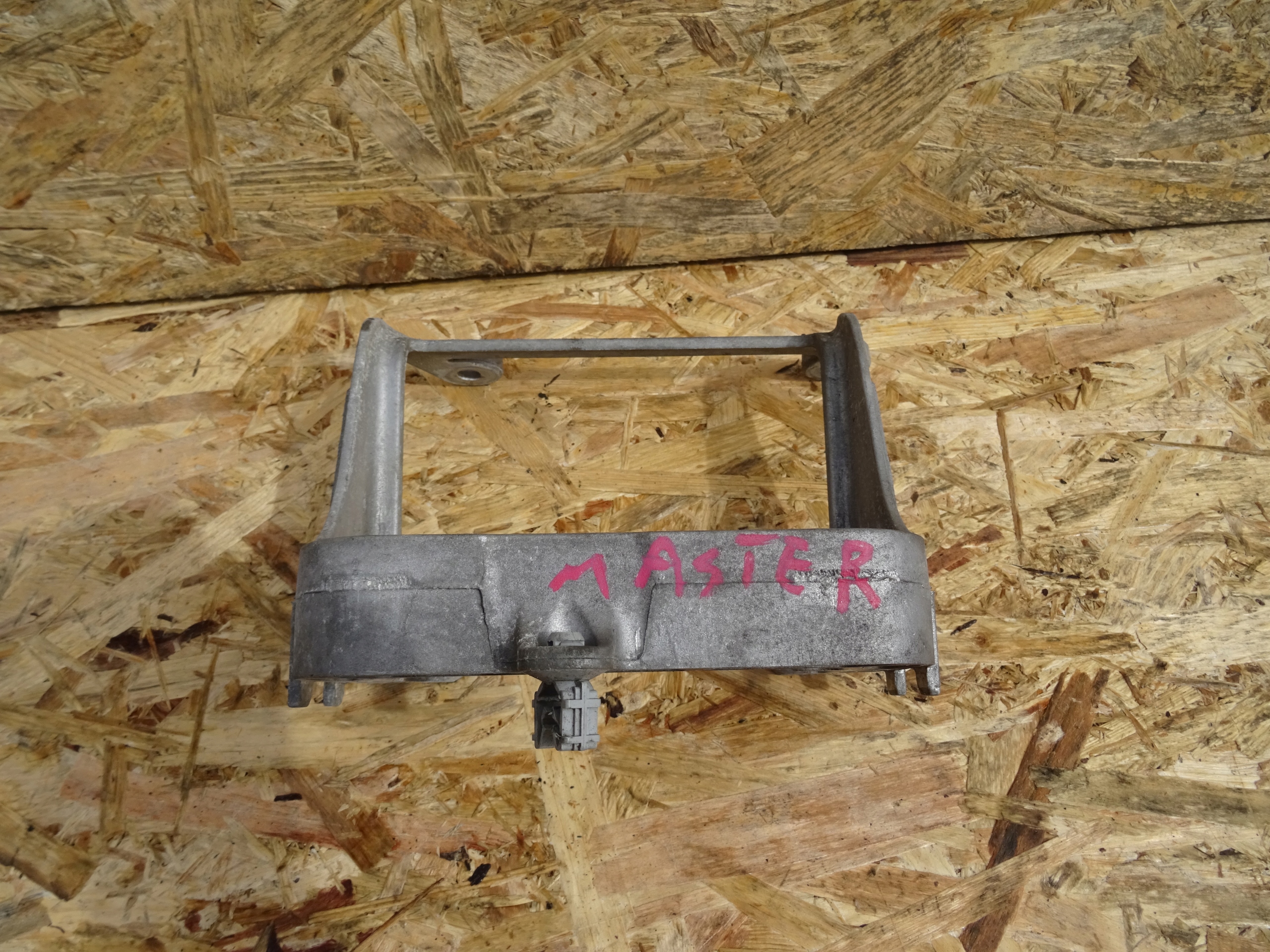 Renault OE12842617r Проживання двигуна