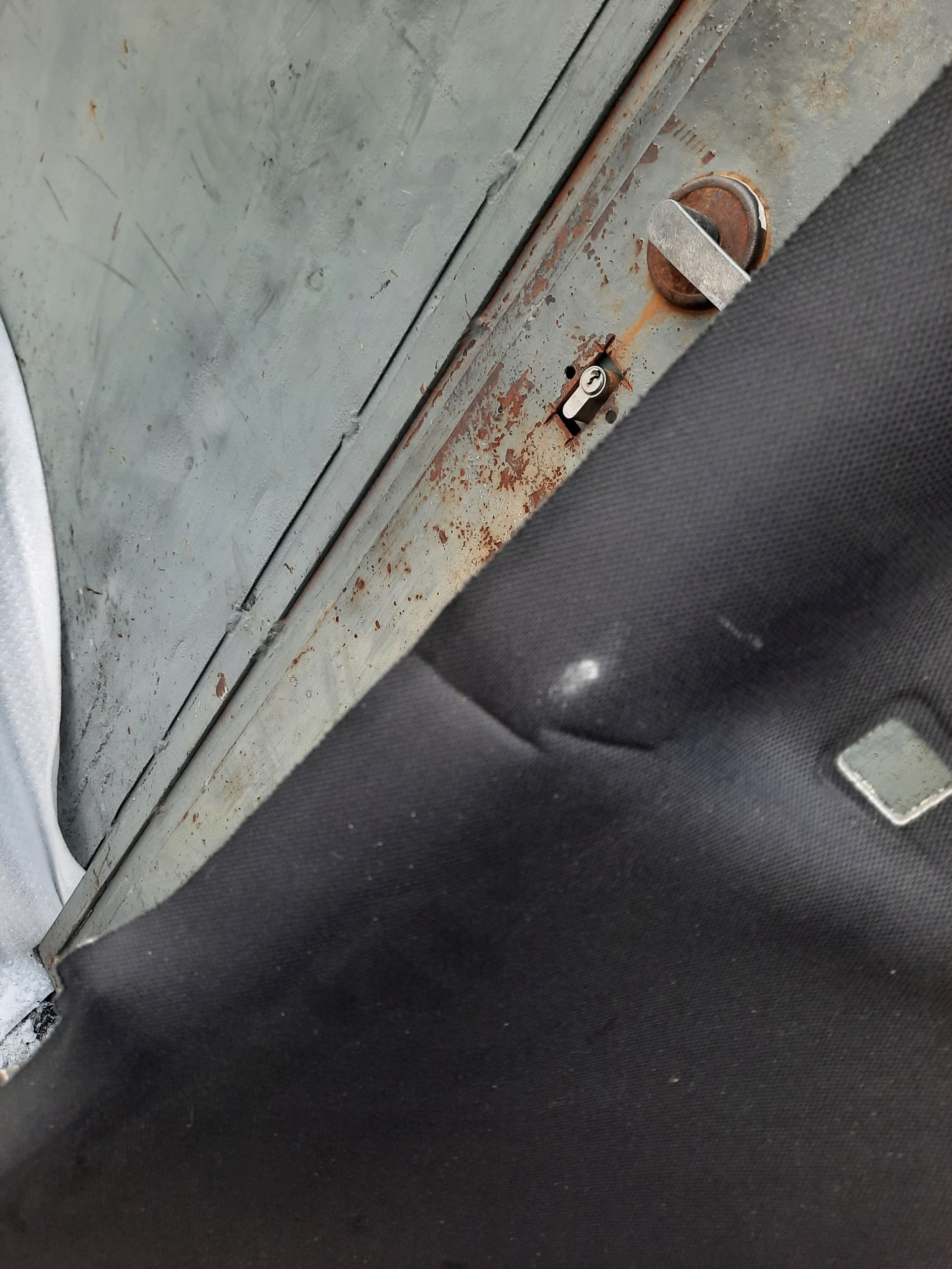 44 FORD KUGA MK2 PODSUFITKA SUFIT CZARNA ST-LINE Typ samochodu Samochody osobowe