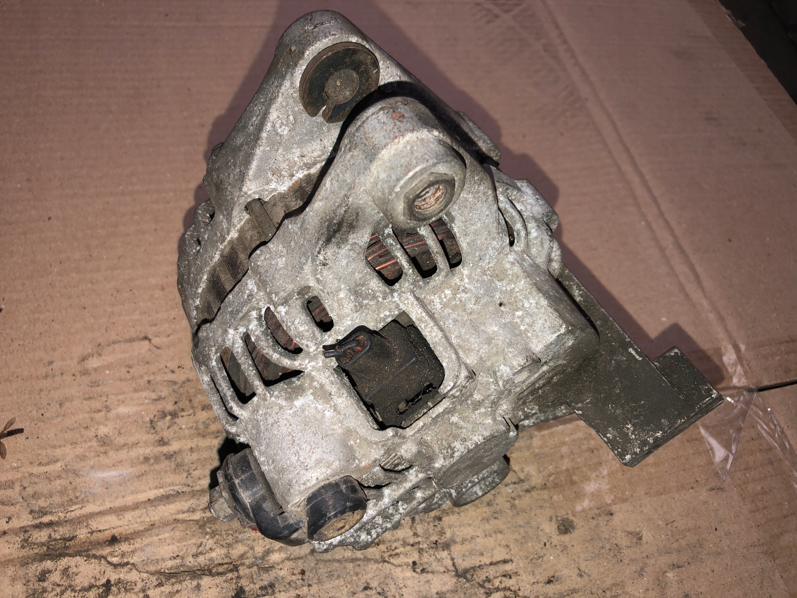 alternator Ford Fiesta 96MF-10300-DC A002T82091