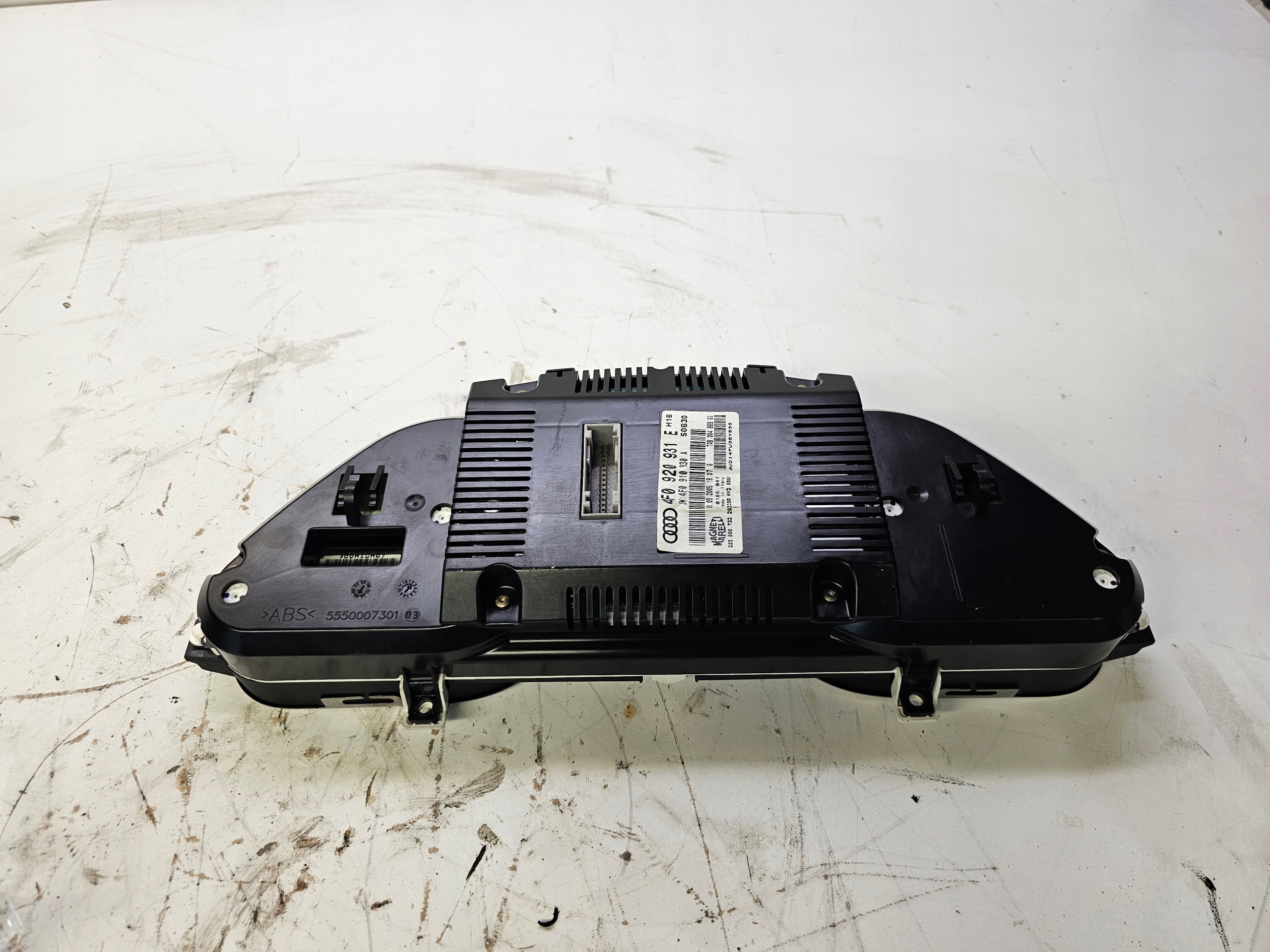 dials dials AUDI A6 C6 3.2 FSI 4F0920931E EU