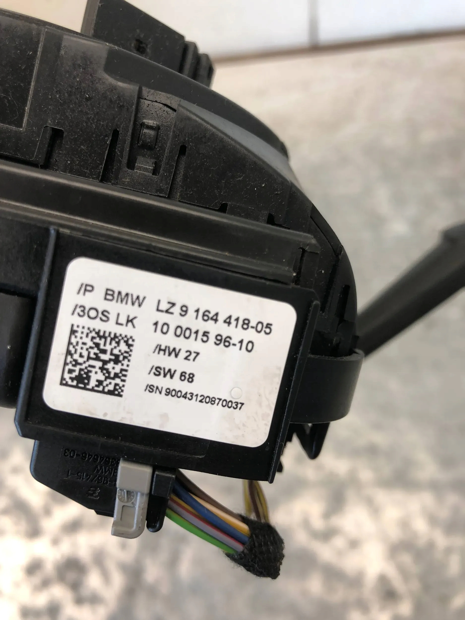 steering wheel levers and controls BMW X1 E84 9164418