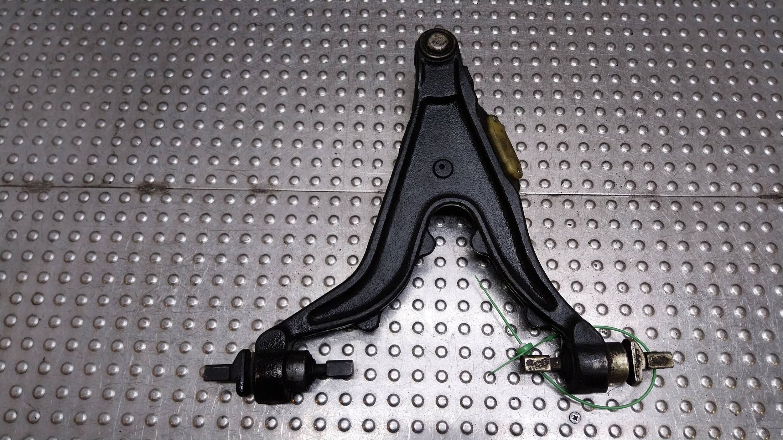 braccetto Destra Anteriore VOLVO C70 e V70 e II S70 e