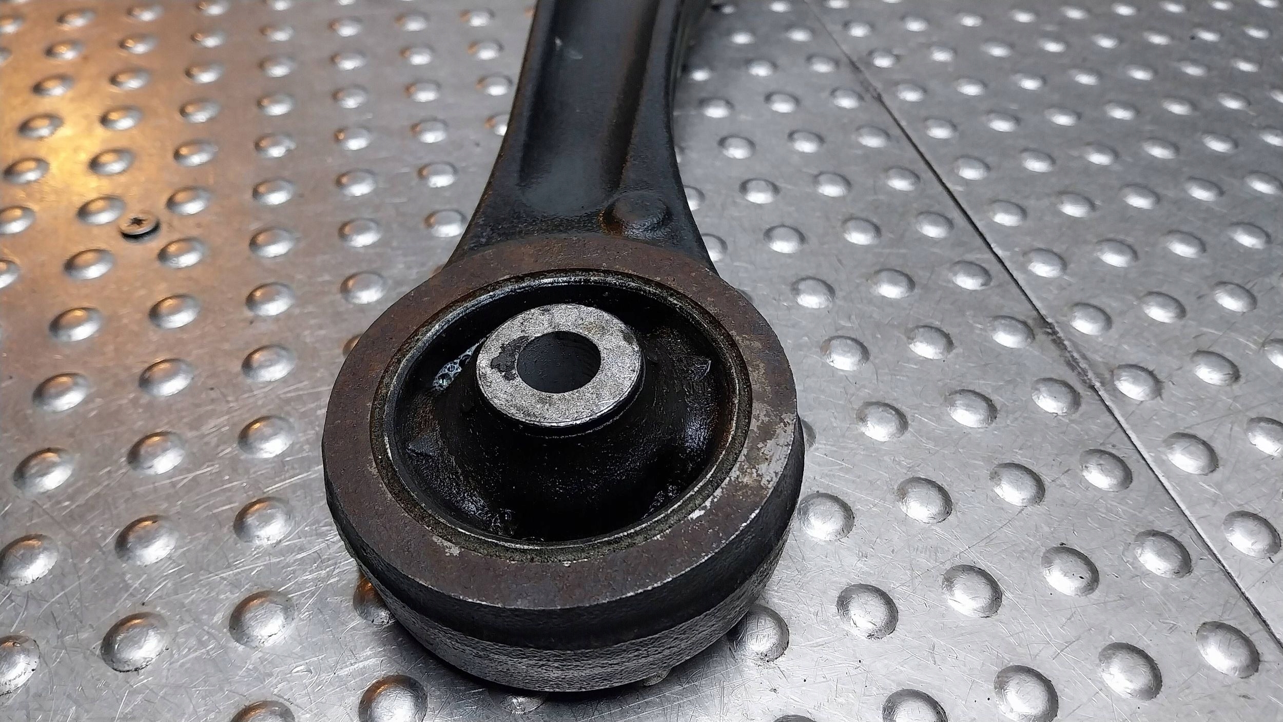 arm right front 8N0407158 AUDI TT 8N