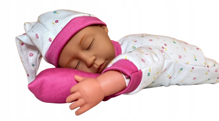 LALKA BOBAS ŚPIĄCY INTERAKTYWNA Z AKCESORIAMI grzechotka poduszka TATA MAMA Kod producenta Lalka Baby Śpiący bobas mówiący i płaczący