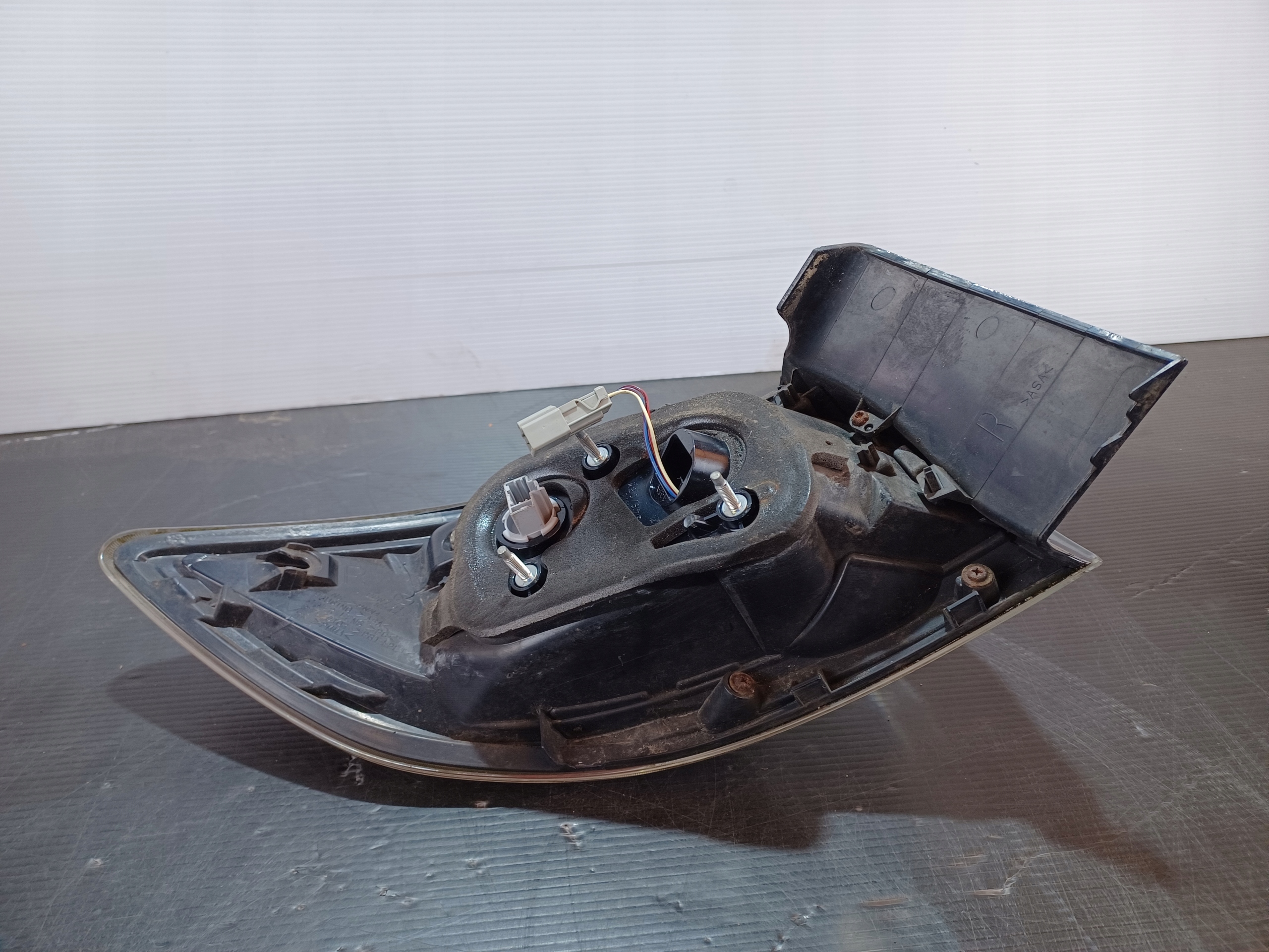 фонарь mazda 3 III BL 2009 - 2013 HB правый