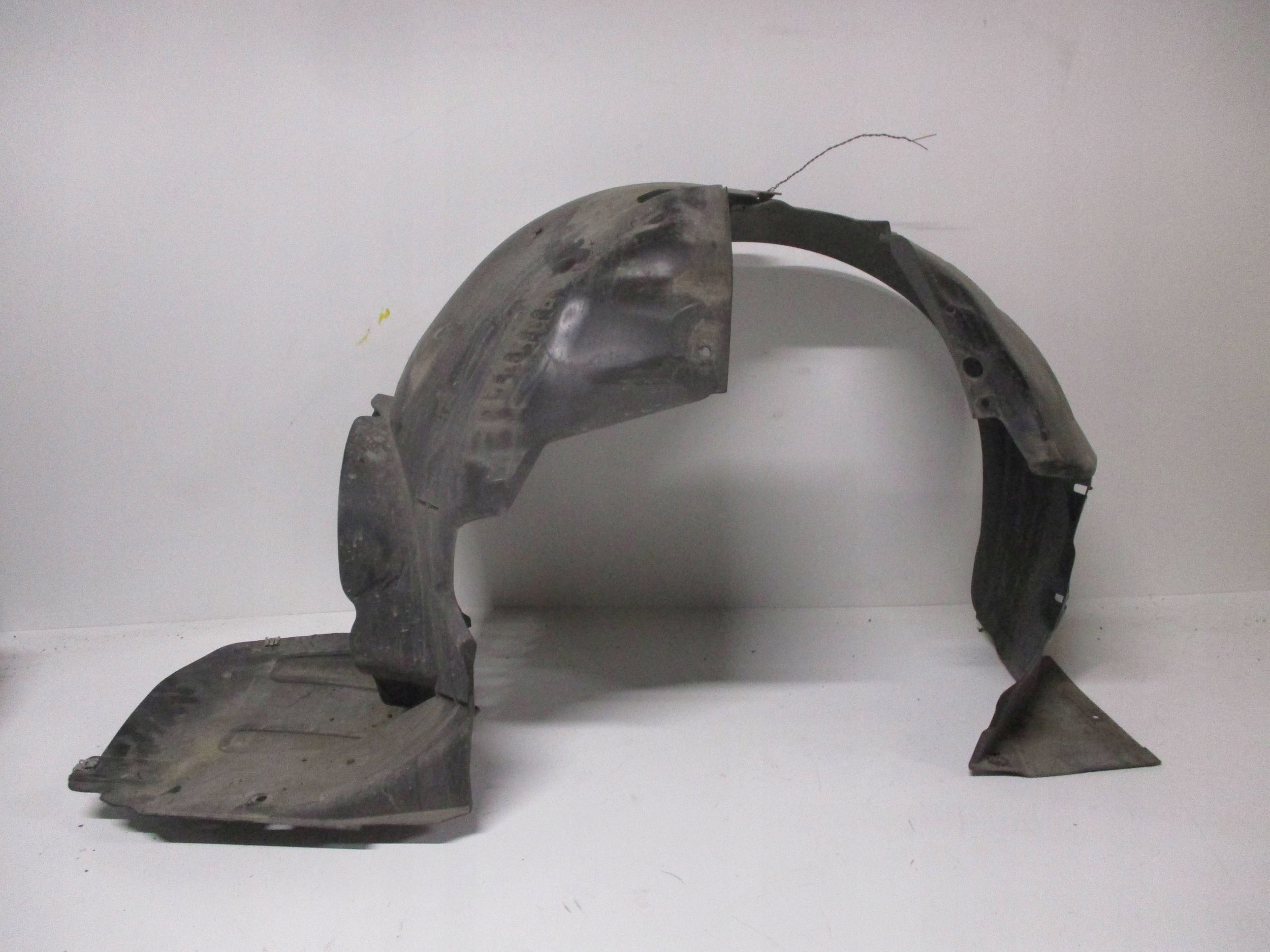 mudguard front right PORSCHE CARRERA GT 99150450402