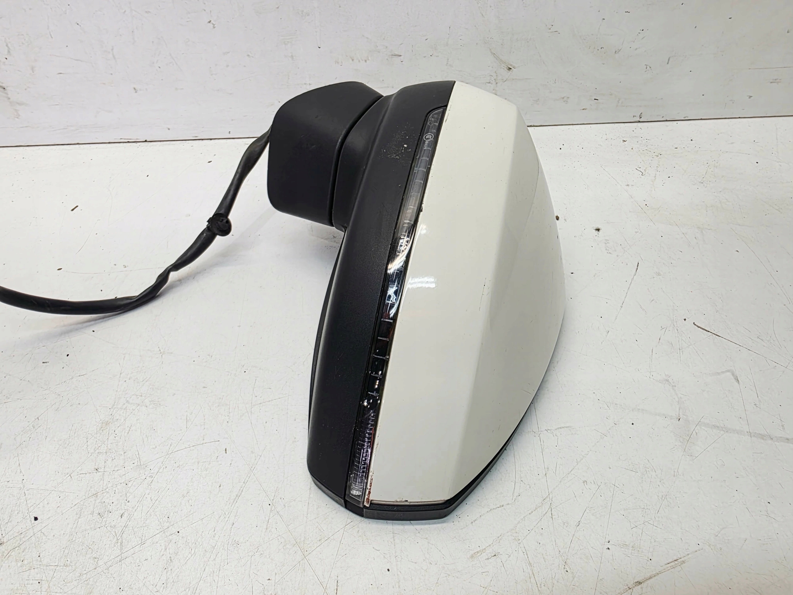 mirror exterior left AUDI A3 8V 8V3 8V4 LY9K 6 PIN