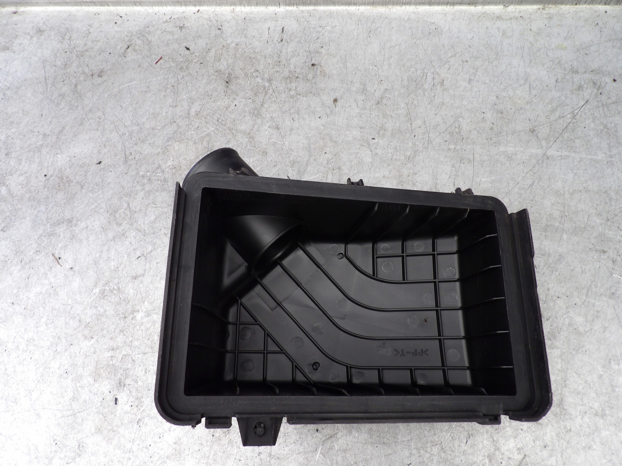 Mazda 323 BJ flow meter + cover ZL01 197400-2010