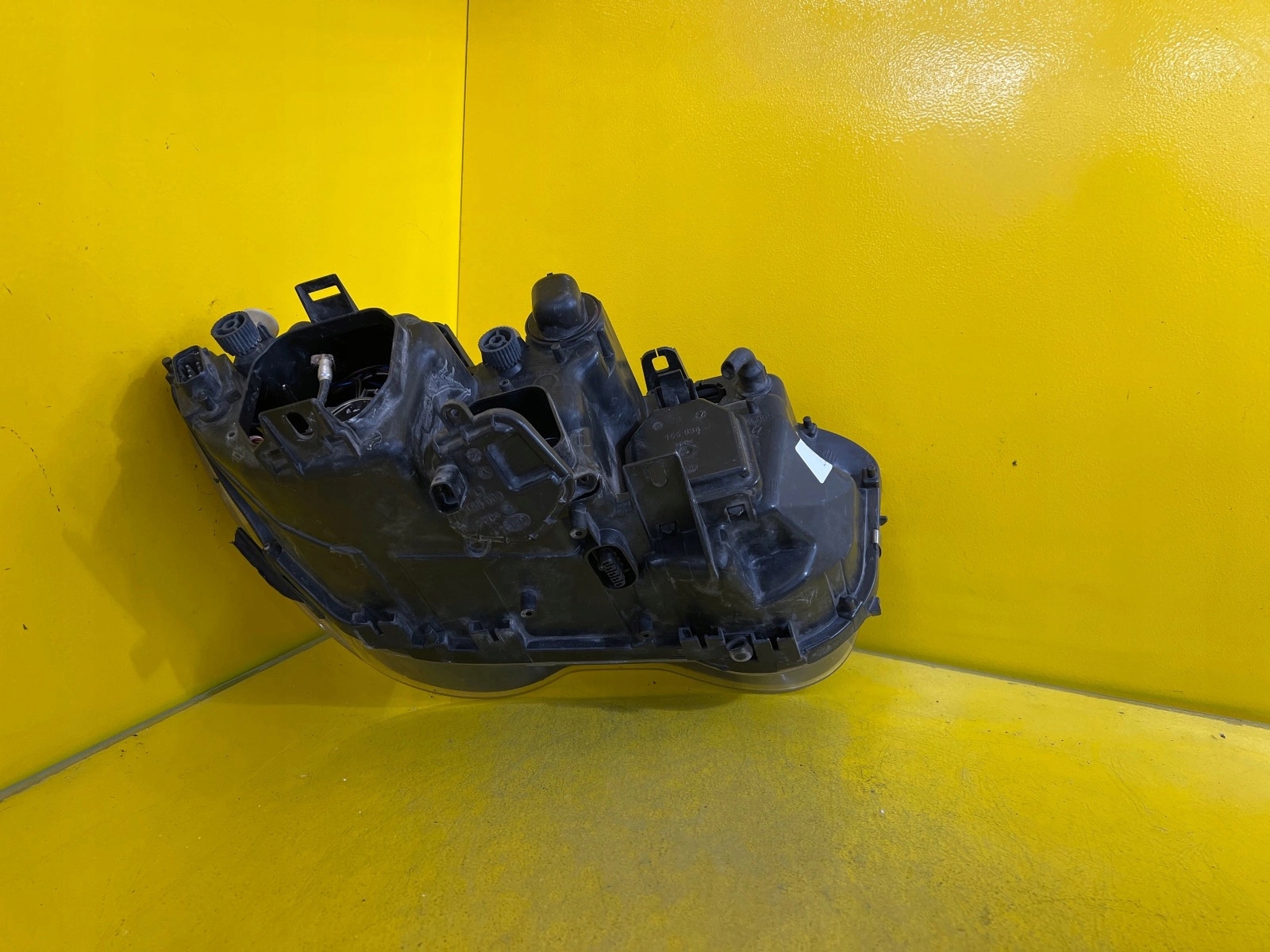 Licht links BMW 7 E65 E66 01-04 BI-XENON