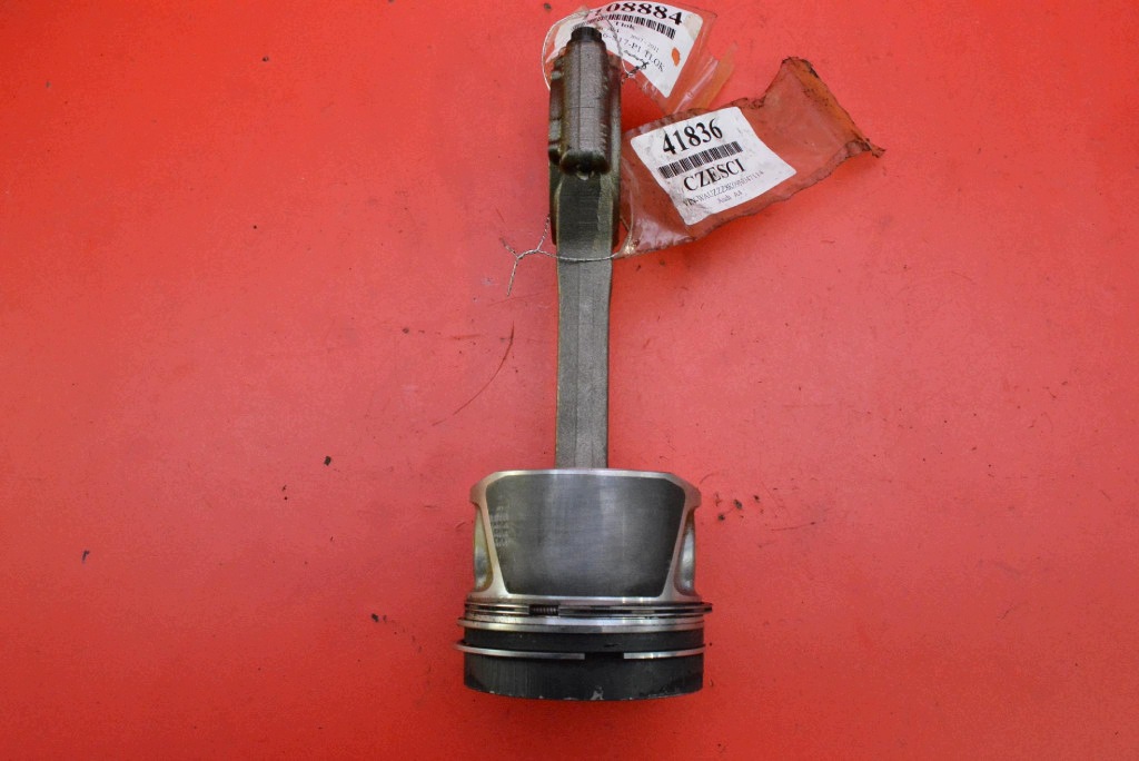 piston connecting rod AUDI A4 B8 2.0 TDI 120 KM 07-11