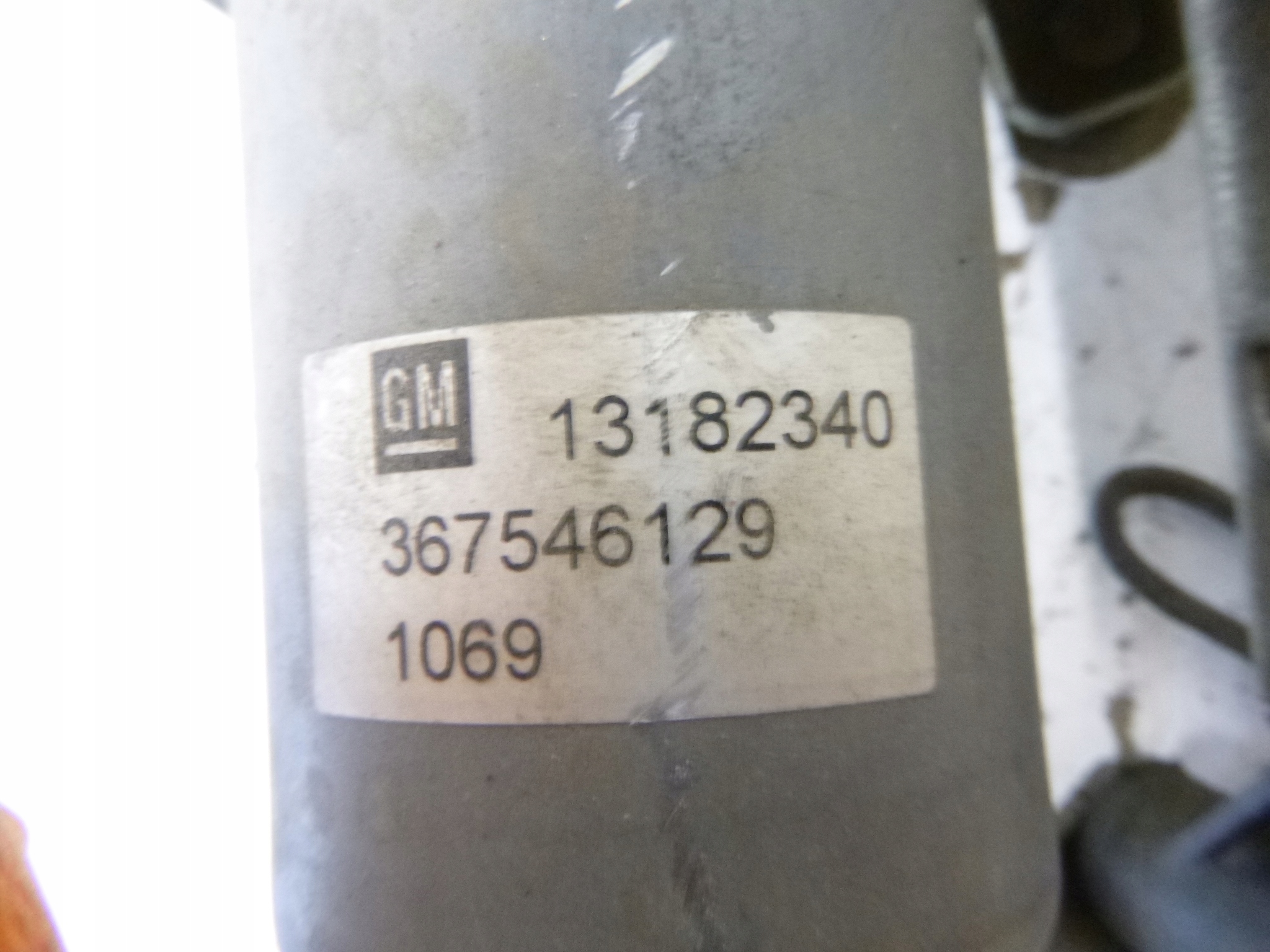 Wischergestänge vorne Opel Corsa D 2009r. 13182340