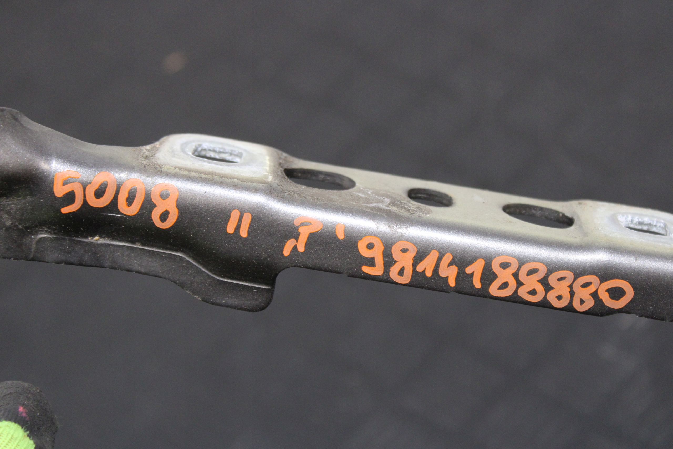 hinge bonnets right 9814188880 PEUGEOT 5008 II 2