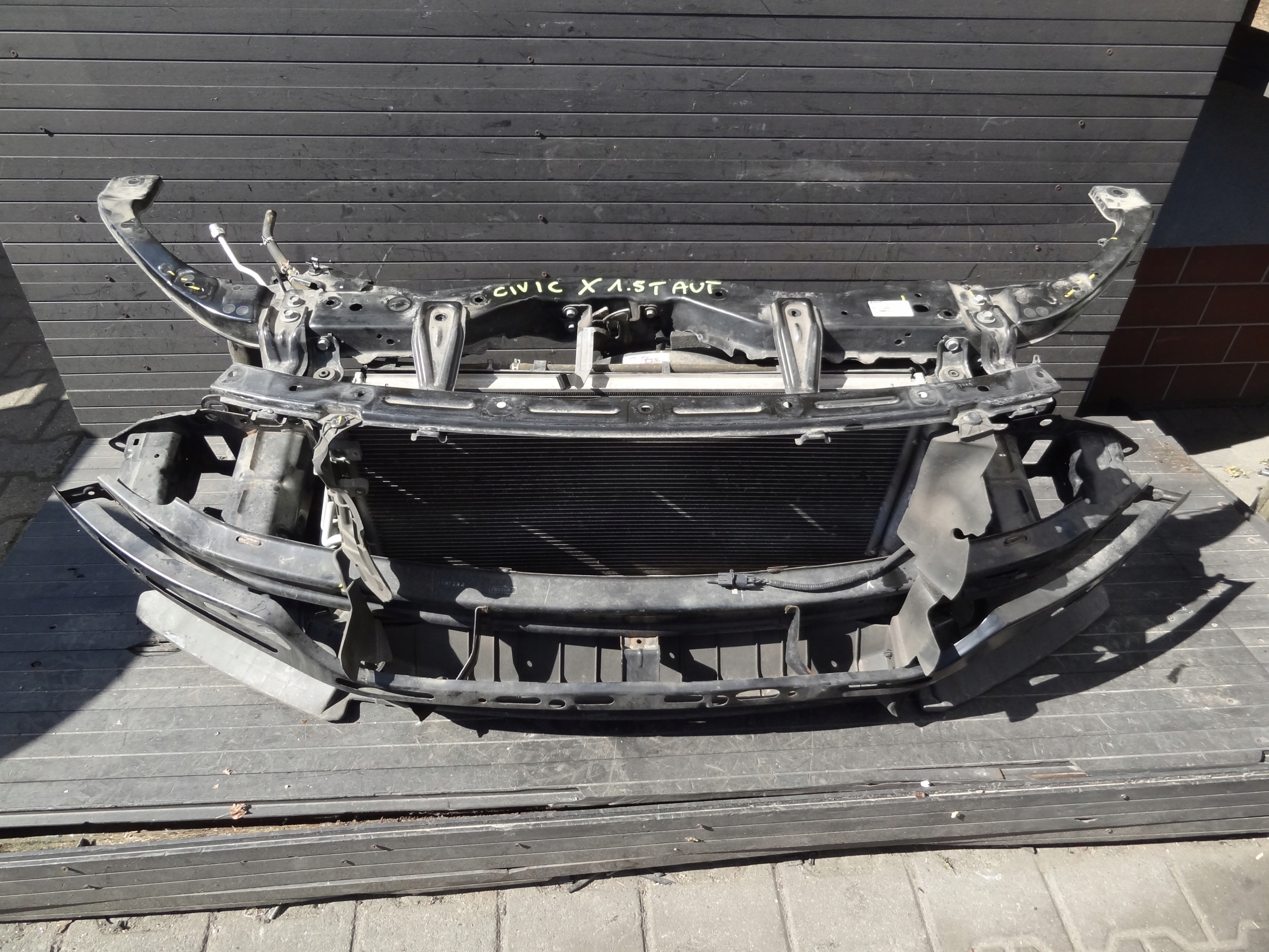 HONDA CIVIC X 2017 SEDAN 1,5 TURBO AUTOMAT PAS PRZEDNI BELKA CHLODNICE ORG Jakość części (zgodnie z GVO) O - oryginał z logo producenta pojazdu (OE)