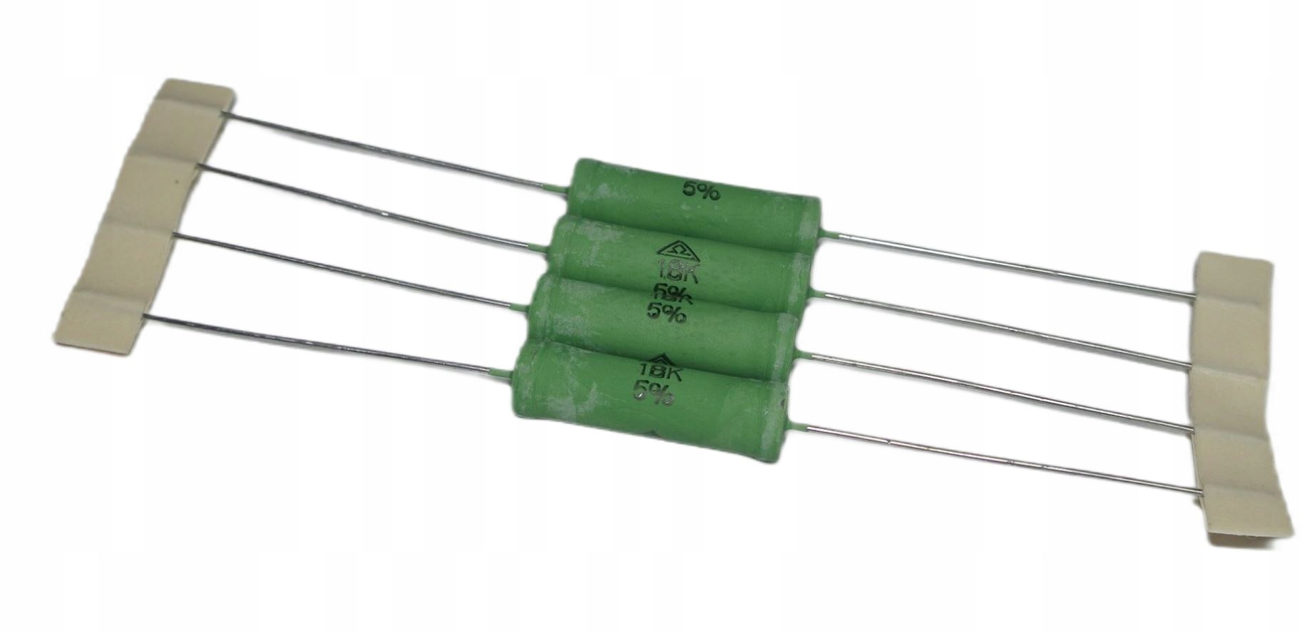 18K 8W 5% Rezystor metalizowany WK83 Draloric WK83-18K-5% [5szt]