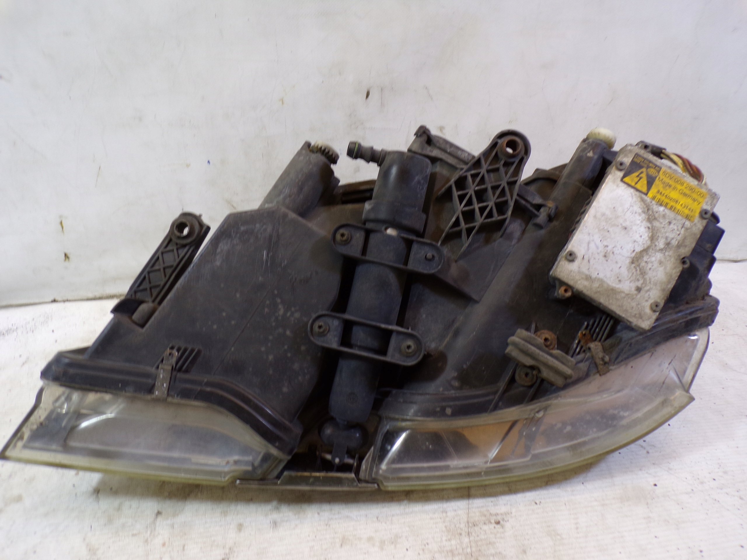 light front front right XENON SKODA SUPERB 1 and complete (1) (K)