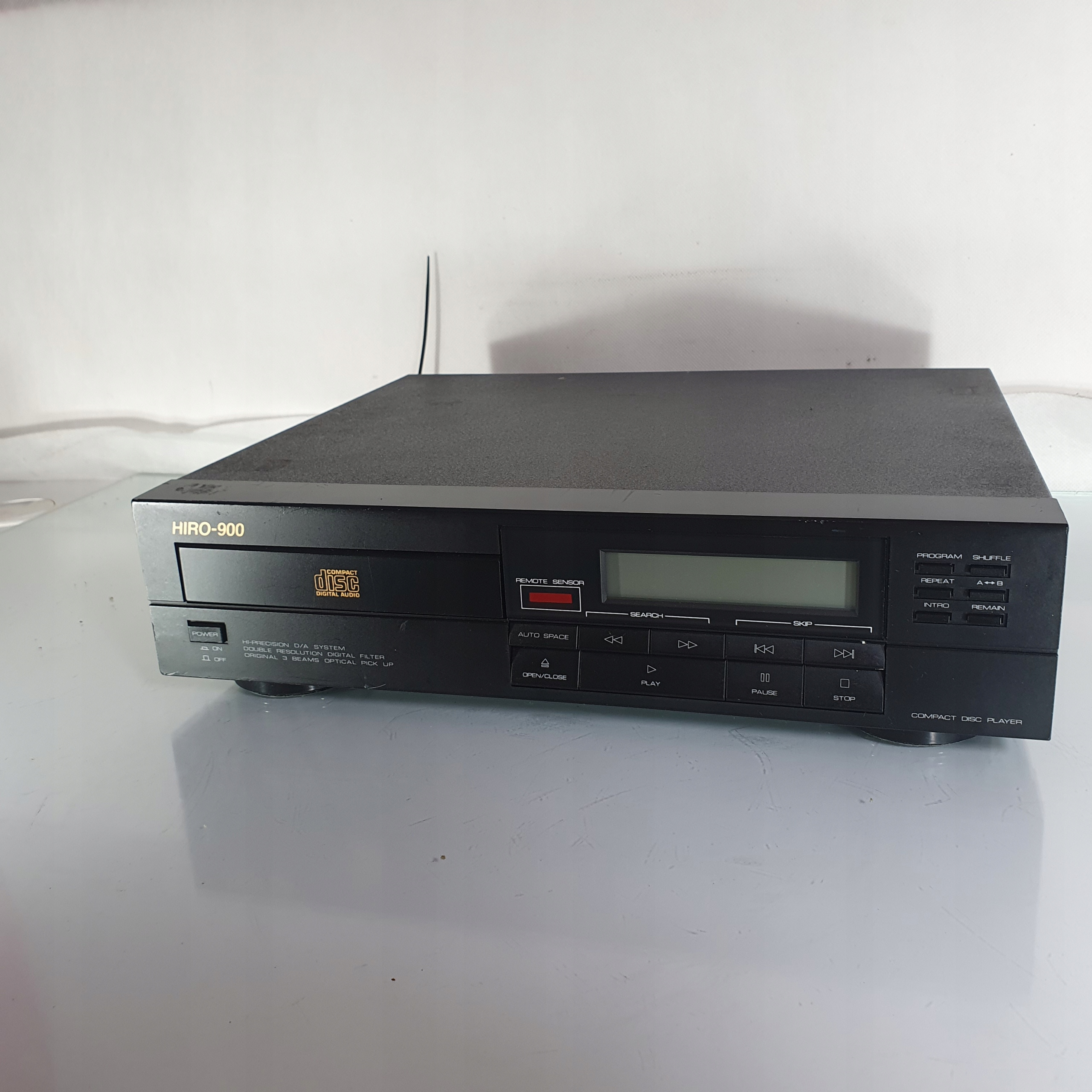CD HIRO-900 Model 900