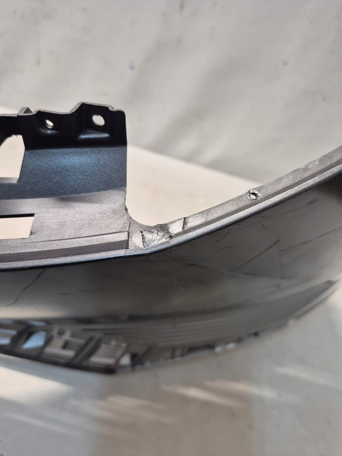 HYUNDAI IONIQ 5 21-24 bumper front front PDC