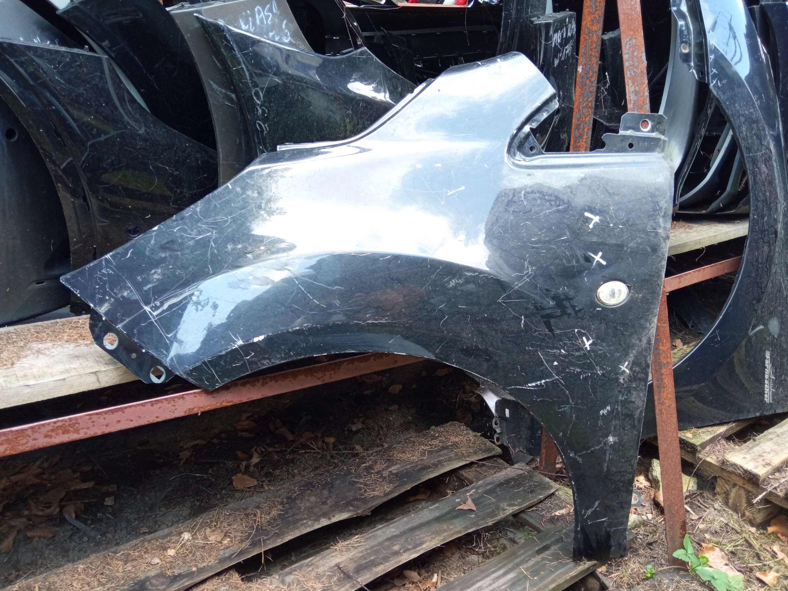 BŁOTNIK PRZÓD FORD KA II