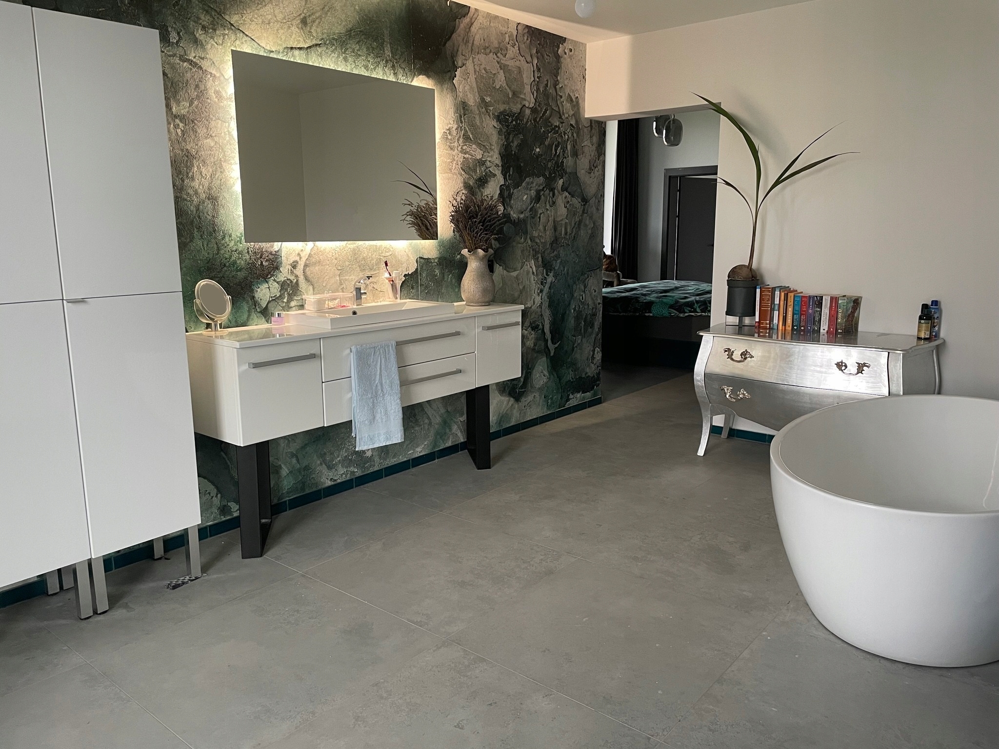 LUSTRO 90x80 cm PODŚWIETLANE LED ŁAZIENKOWE WZORY Kształt prostokąt