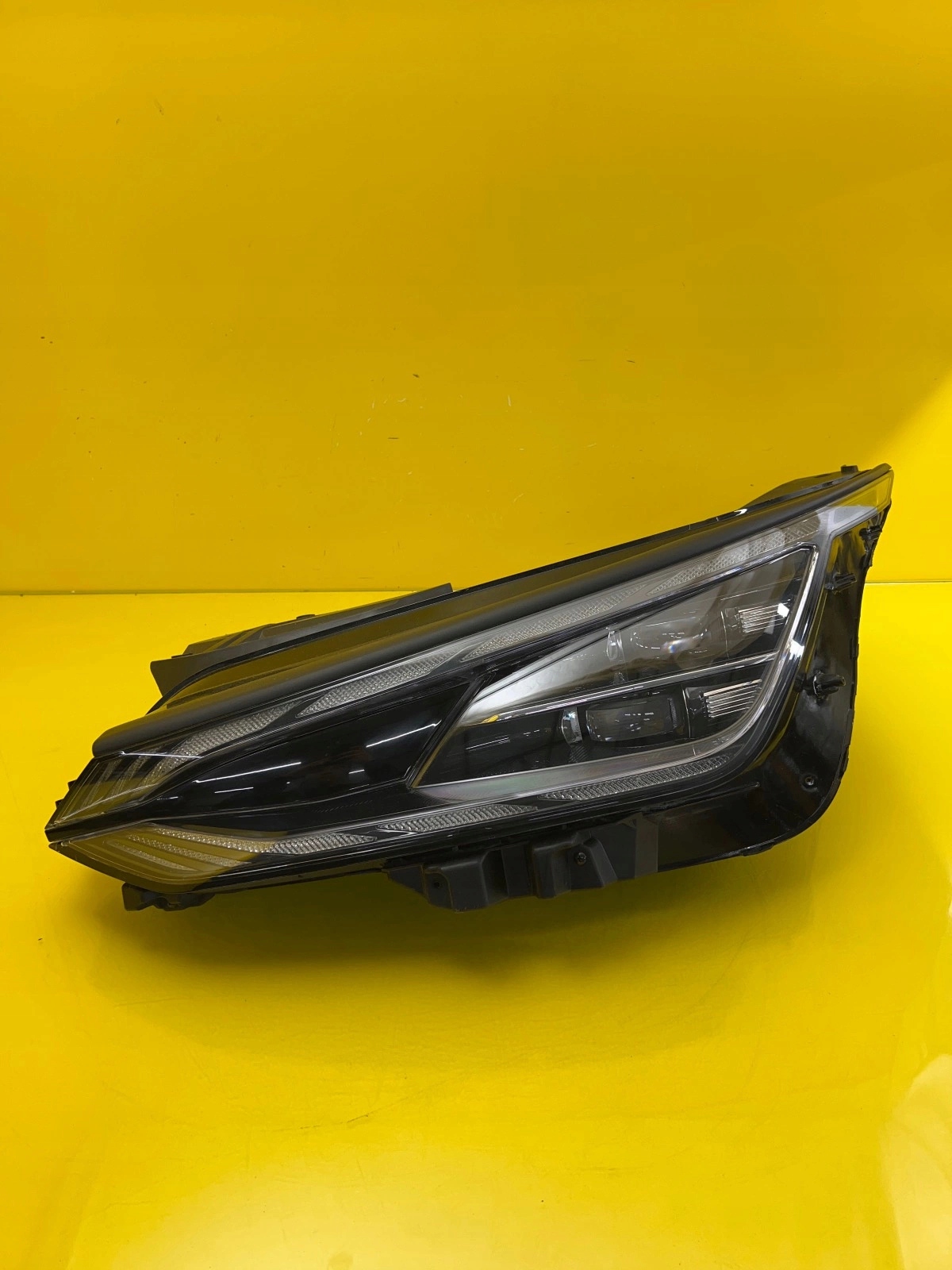 light left front KIA EV6 EV-6 Full Led