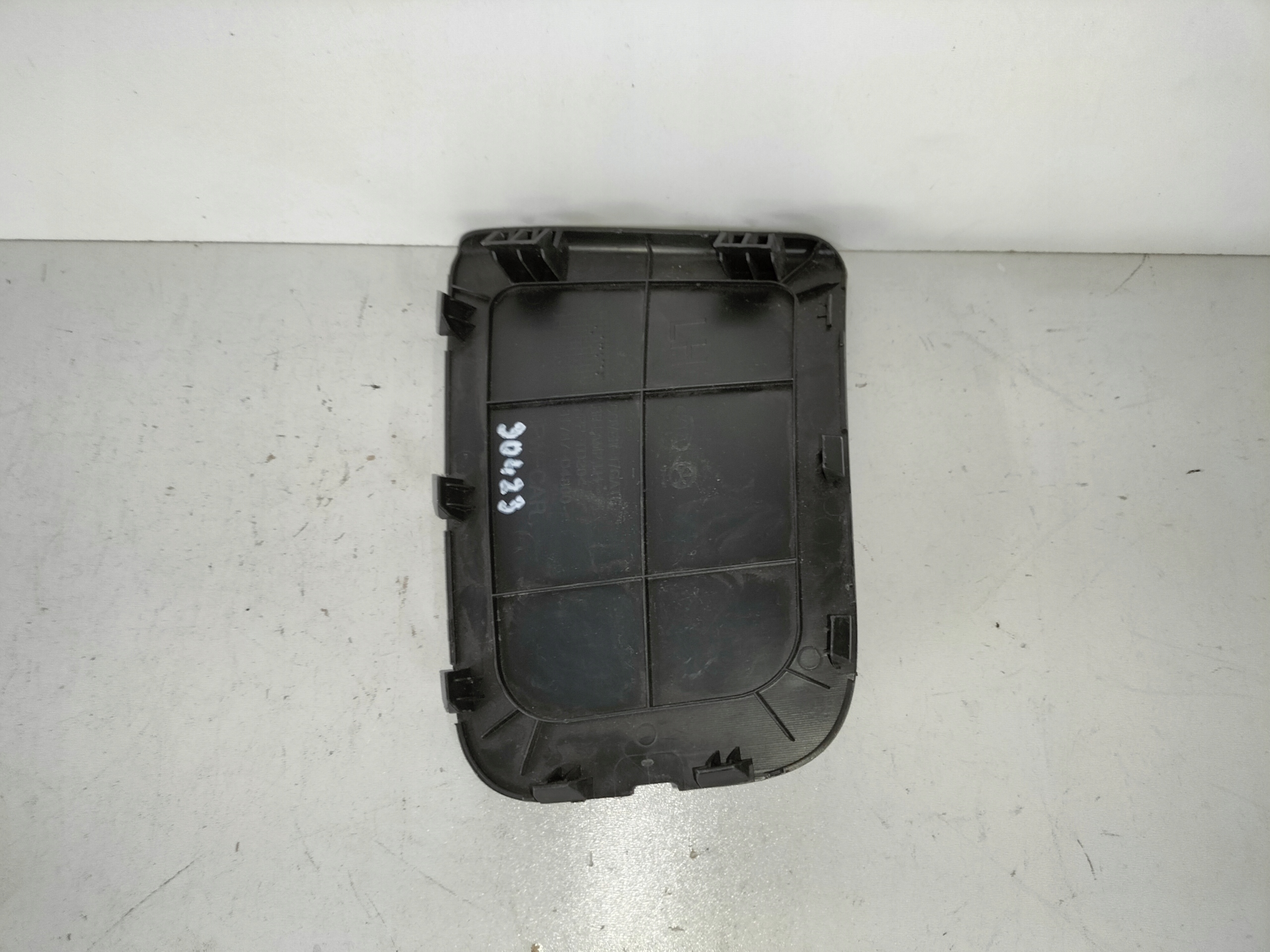 spoiler upholstery boot rear part left KIA OPTIMA II 15- KOMBI
