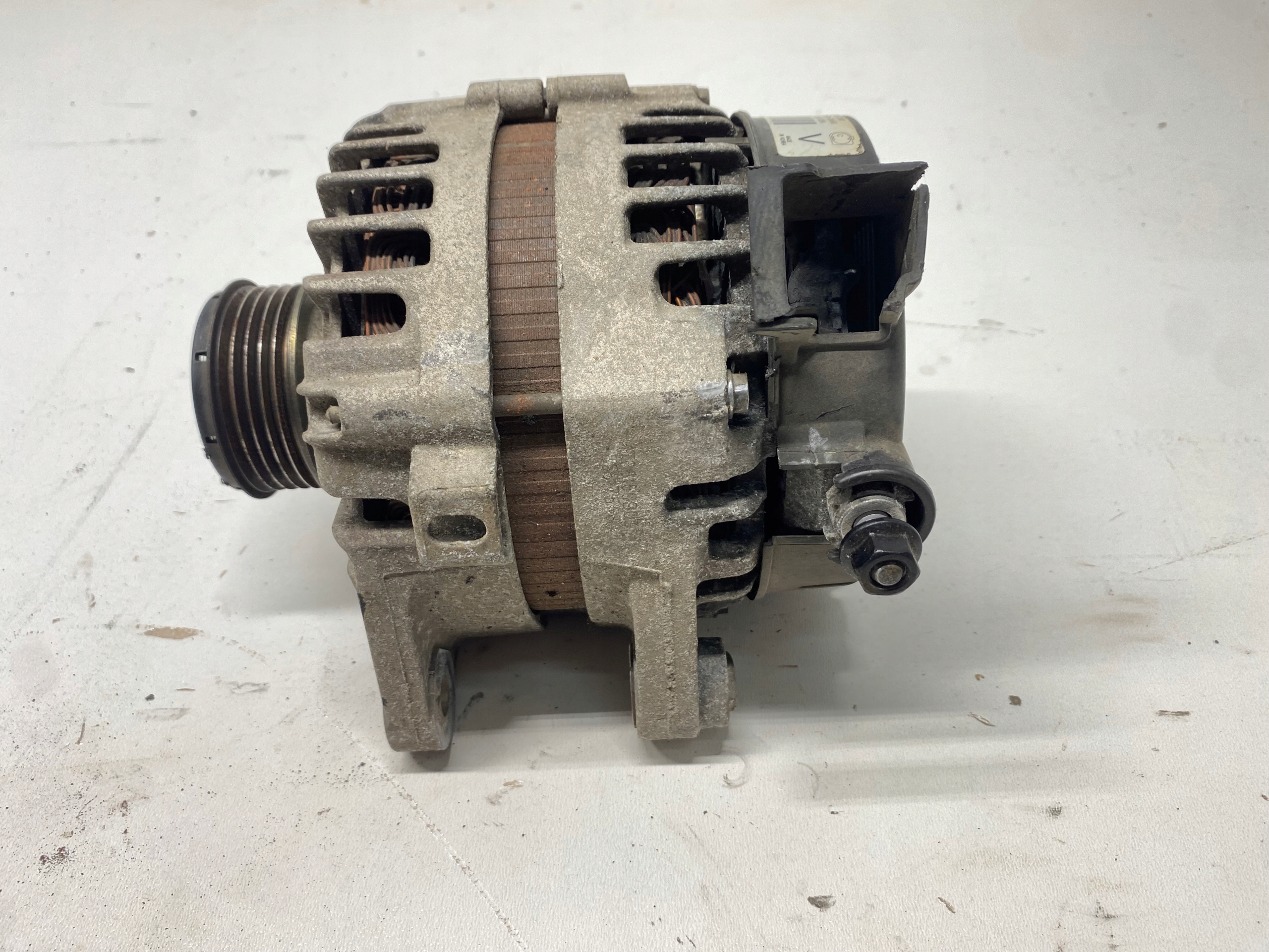 alternator HYUNDAI I20 II 1.4 CRDI D4FC 37300-2A950 14-19