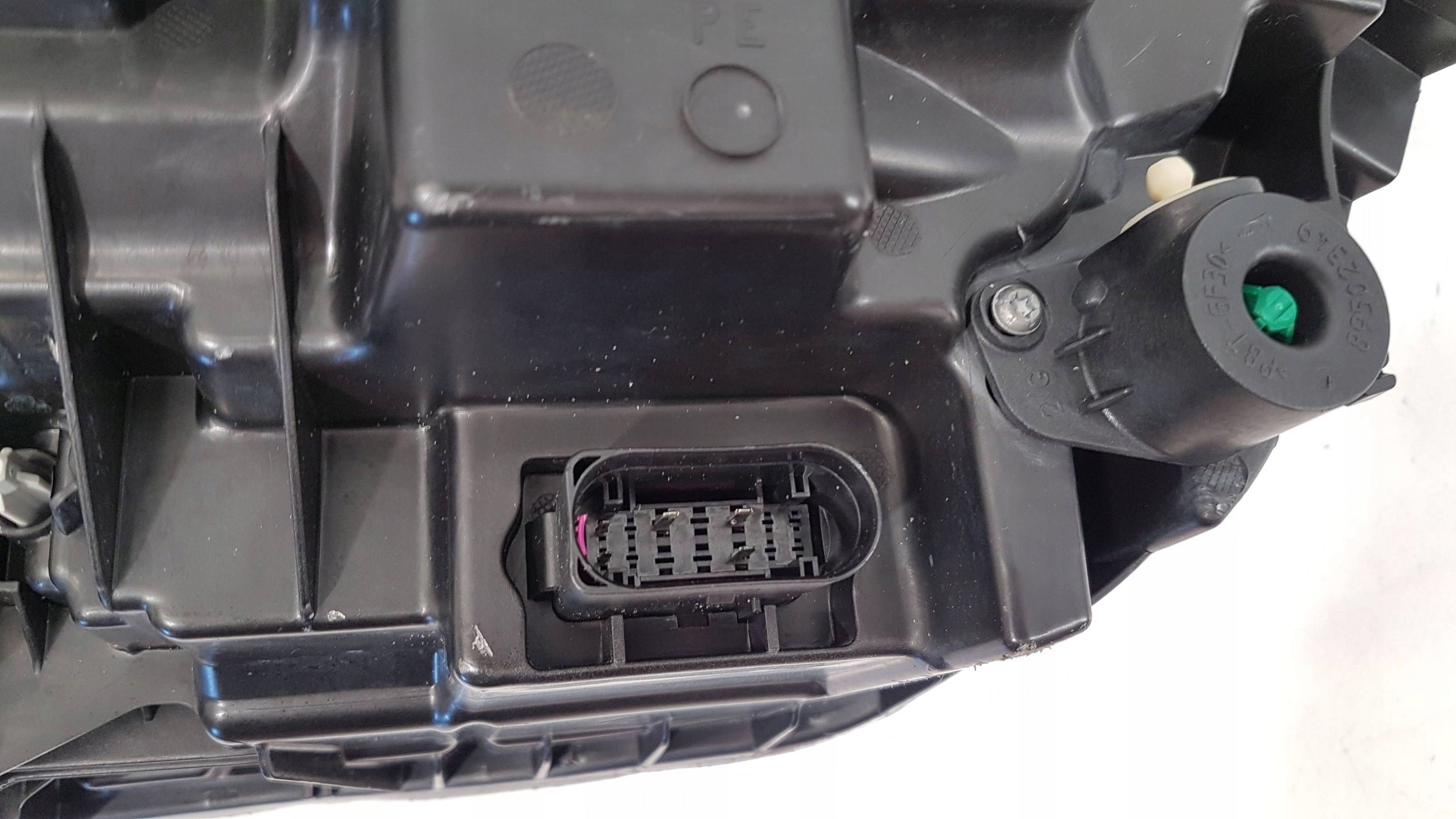 58eb8e6148f7a29d9ccc800b1a56