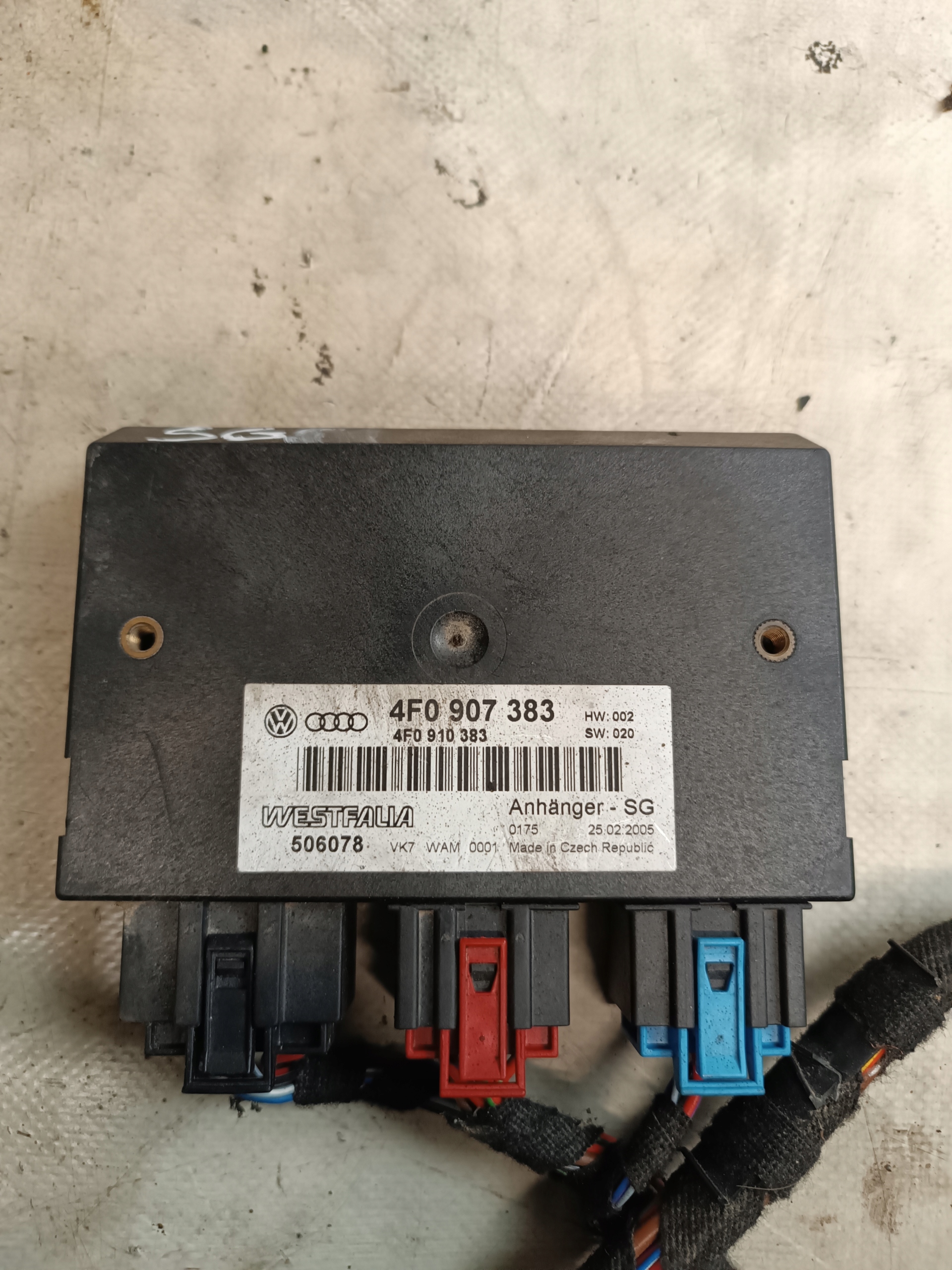 tow+module+bundle AUDI A6C6 KOMBI