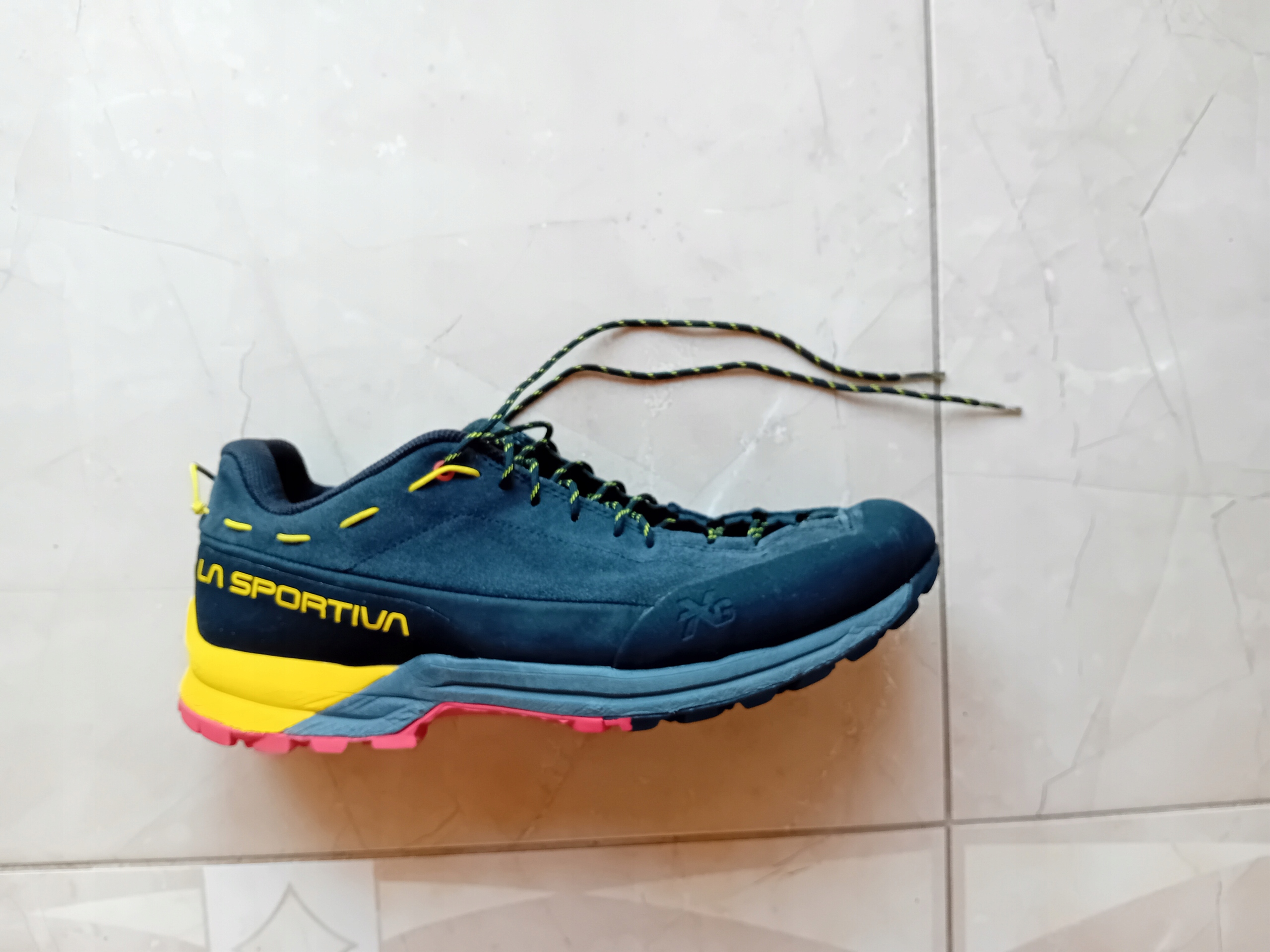 Pánské boty na lezení La Sportiva Tx Guide Leather carbon/yellow 42 Eu
