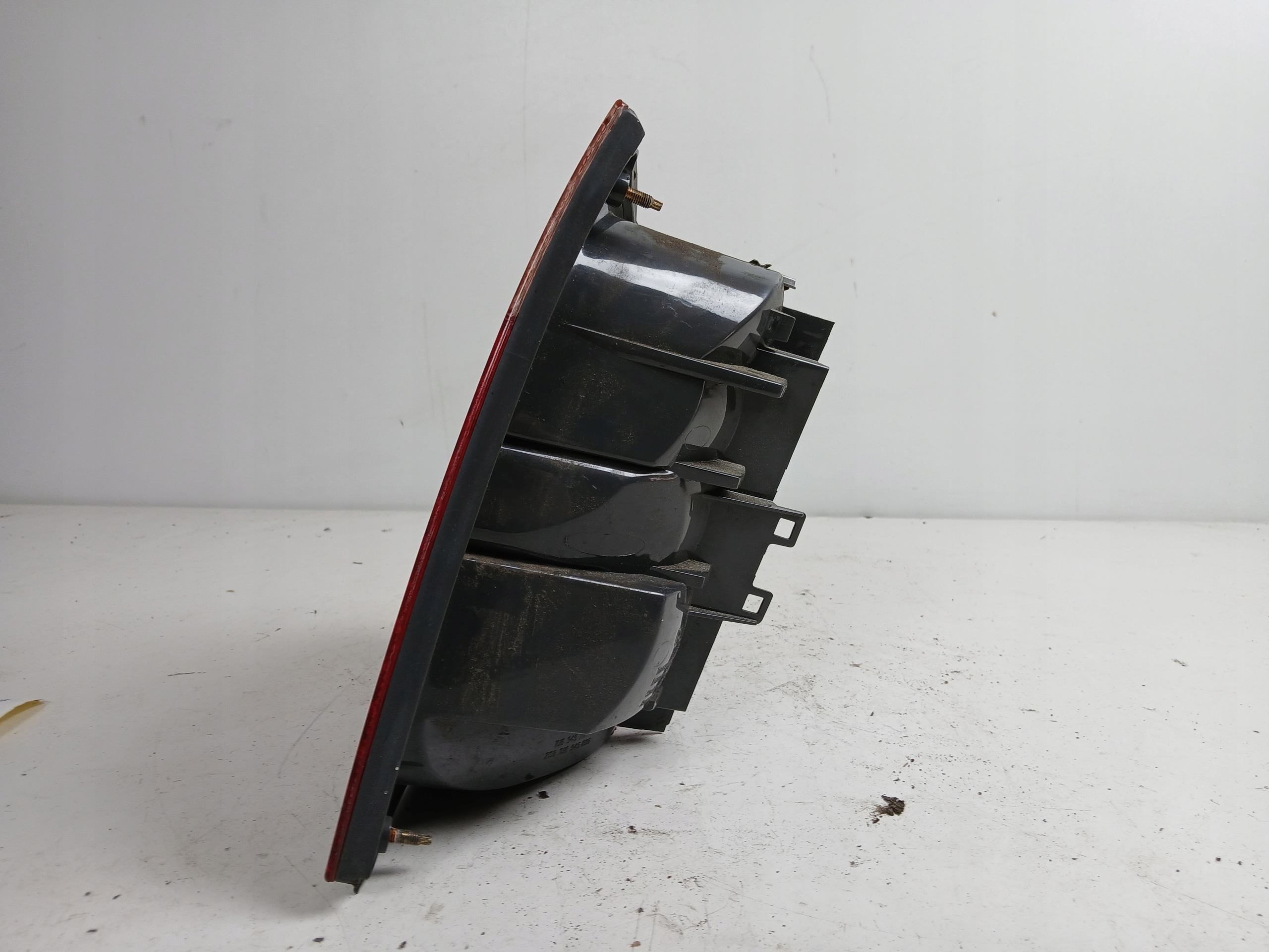 SKODA OCTAVIA and HB light left rear part