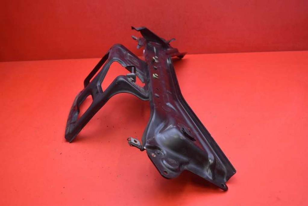 support panel for radiators upper pillar MERCEDES CLS C219 W219 3.5 V6 272 KM 04-08