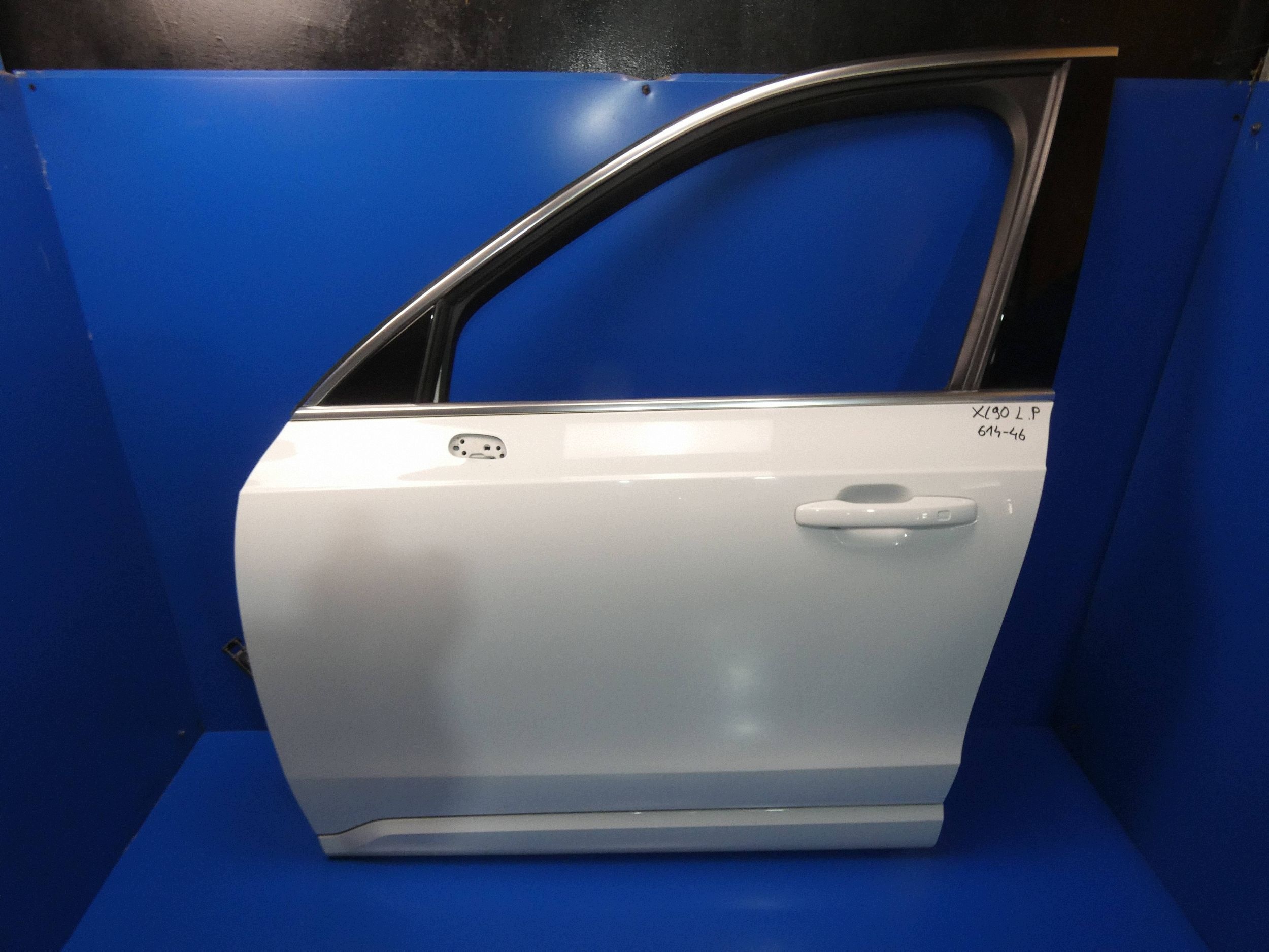 VOLVO XC90 II door left front front 614-46