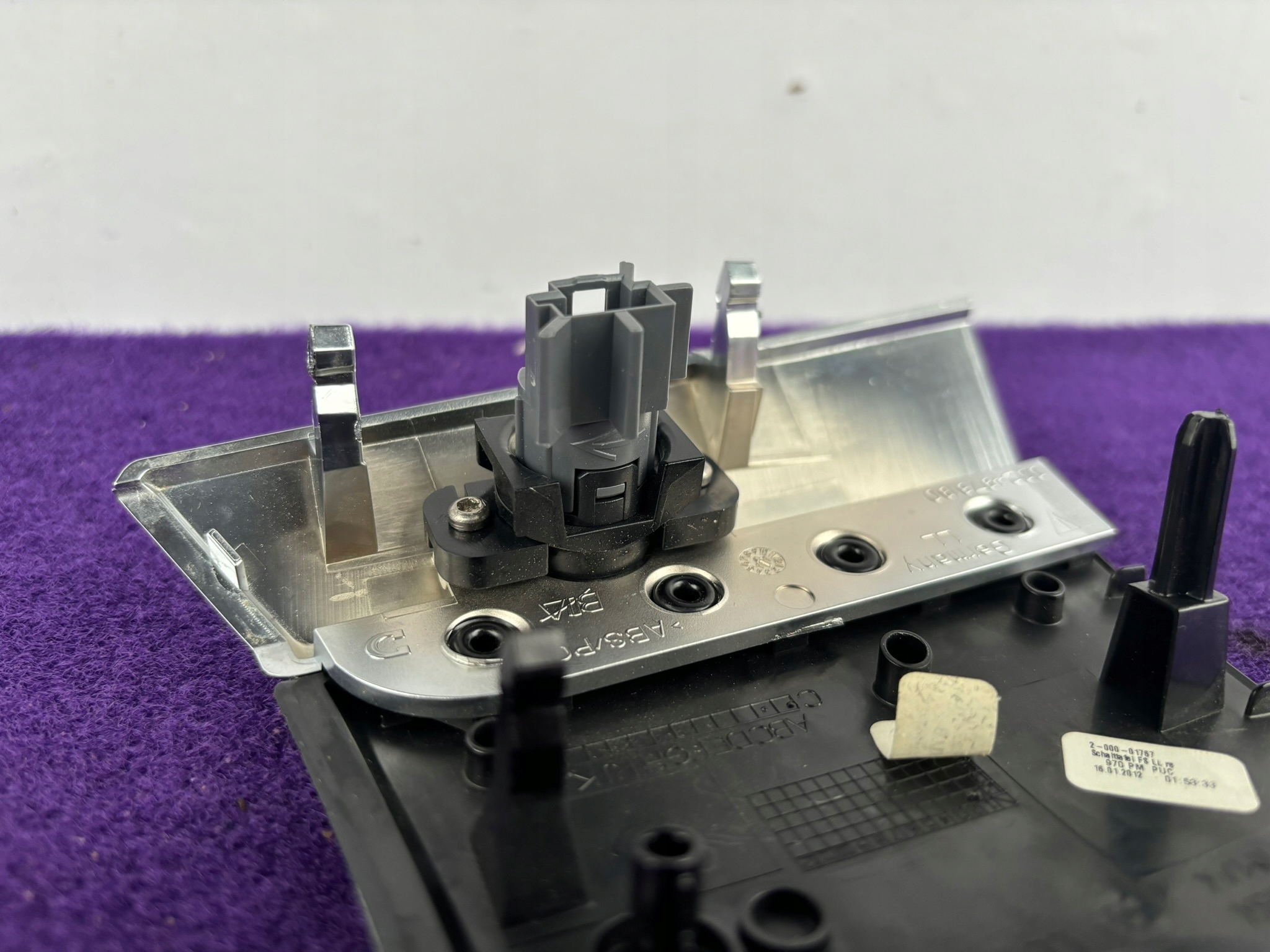 PORSCHE PANAMERA 970 moulding below KONSOLE CHROM sensor 0024976180 K118/519