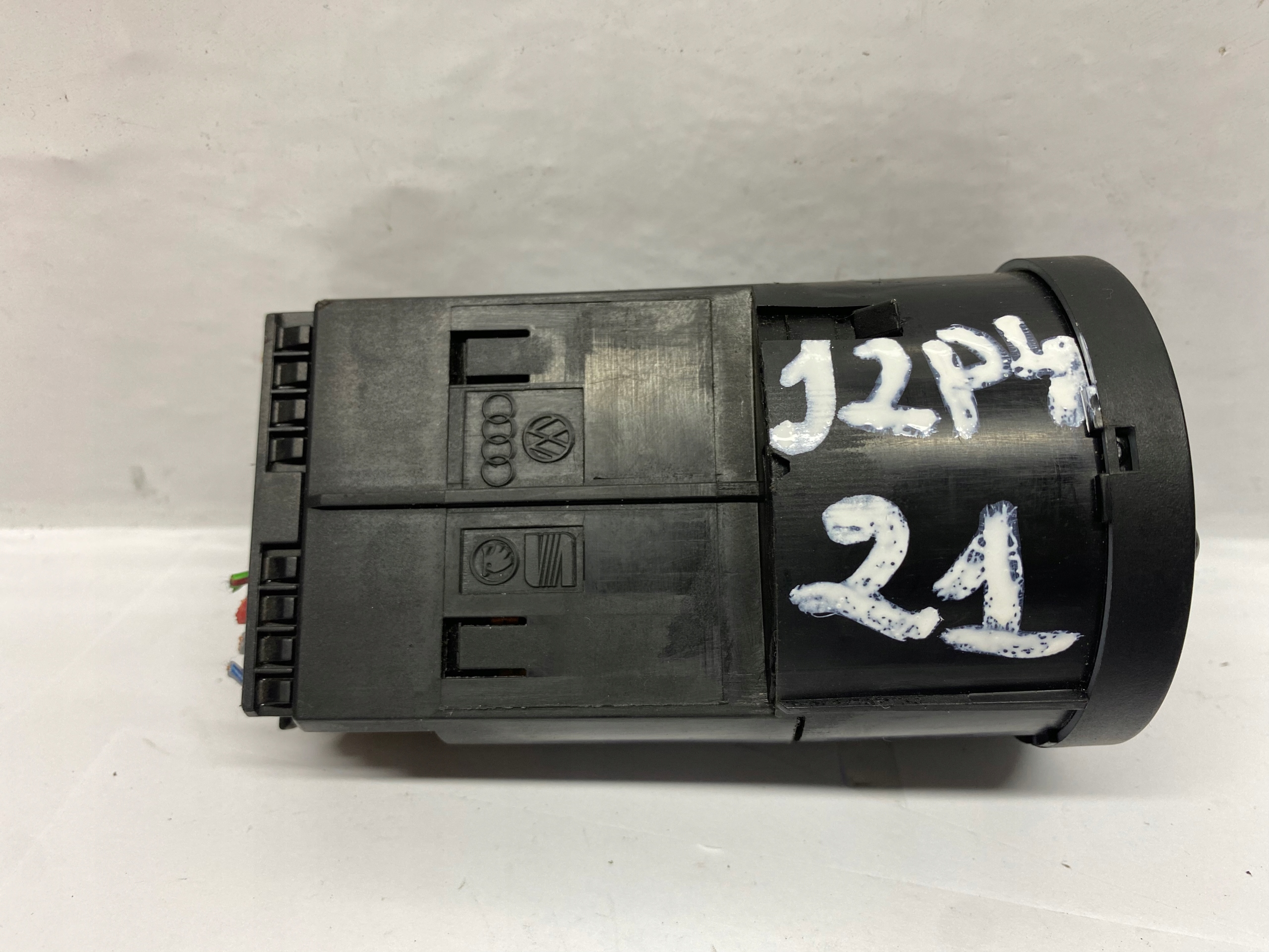 switch switch of the lights Volkswagen 1C0941531