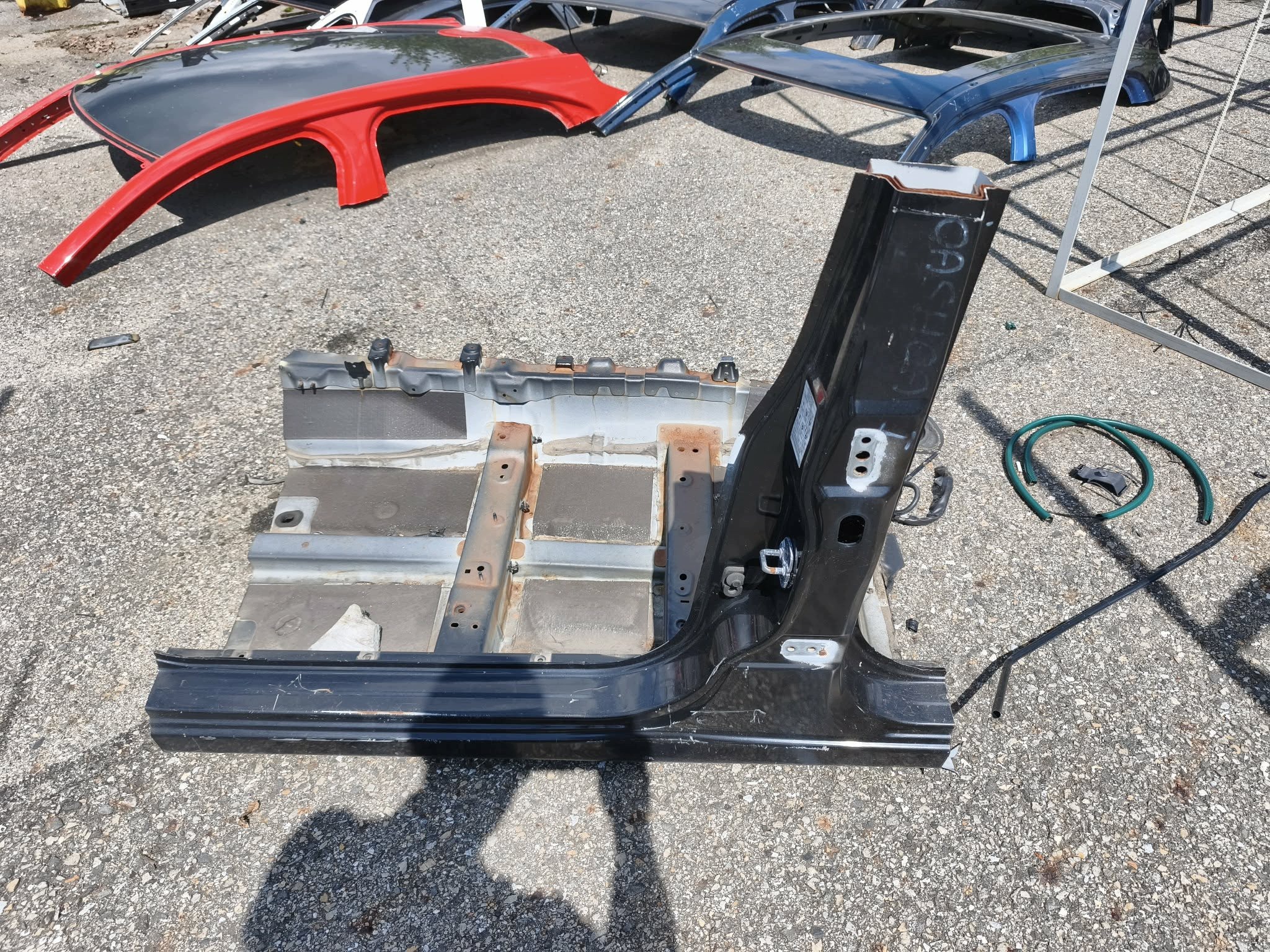 LONGHERONE NISSAN QASHQAI e J10 sinistra