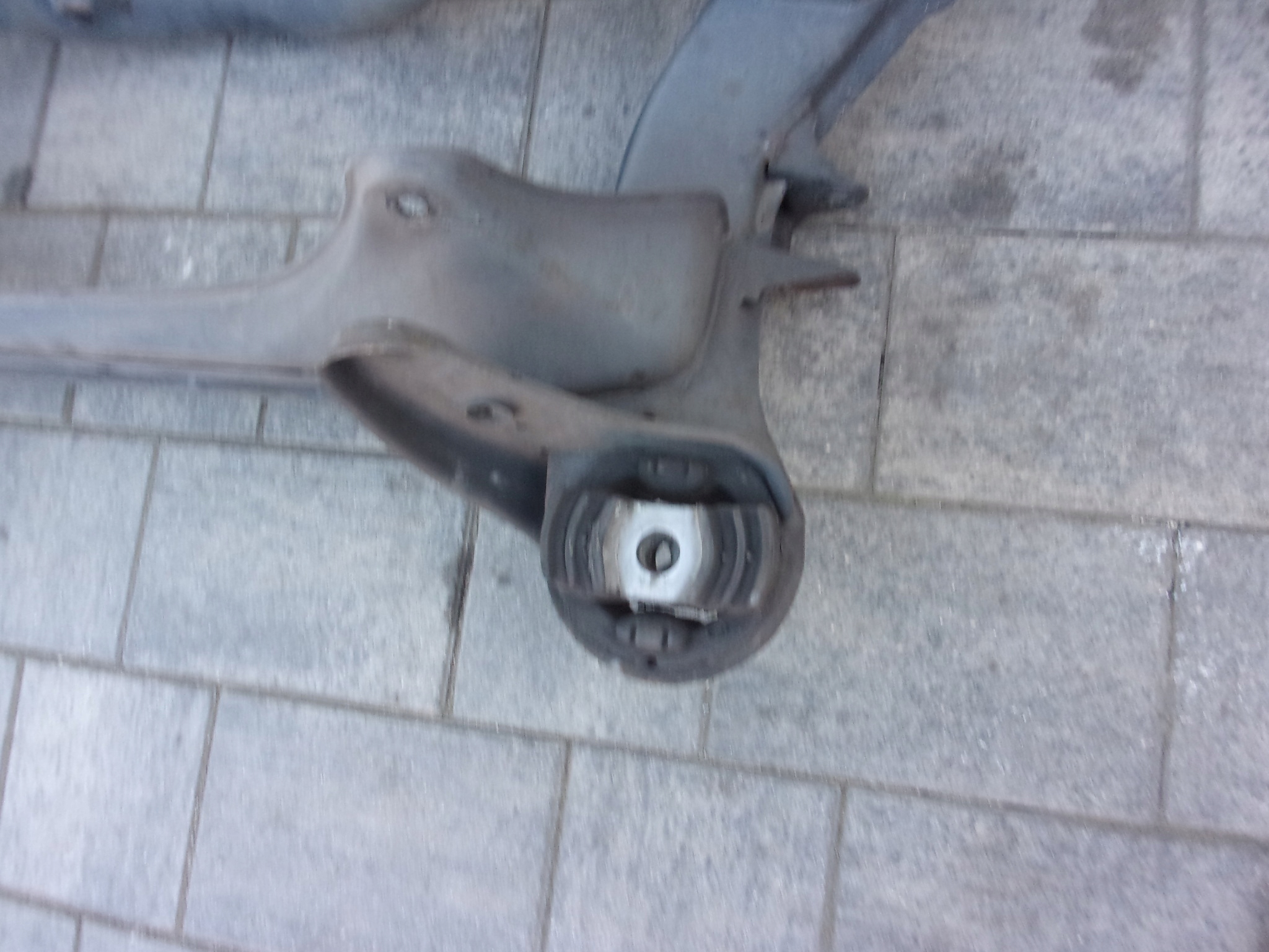 MERCEDES R129 SL 500 axle beam sider rear springing A1293501508