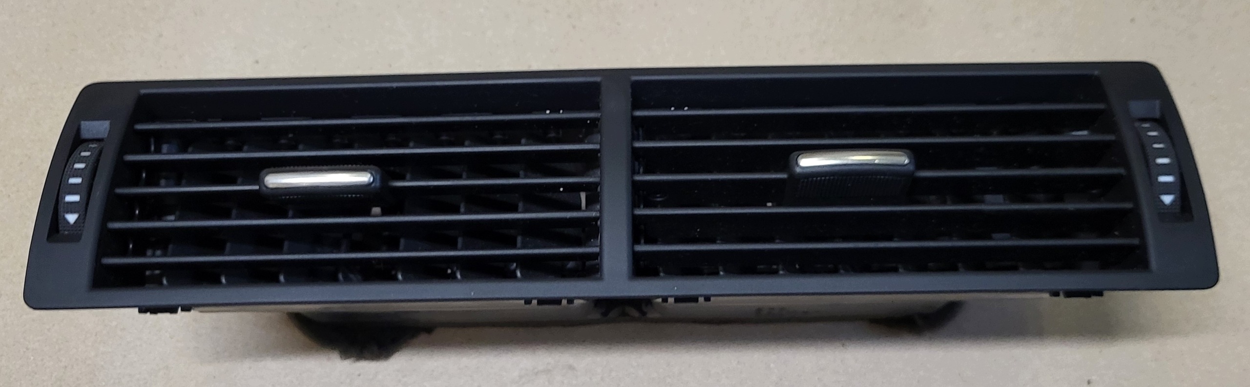 grid air conditioning devices central right left KRATKI AUDI A4 B6 1.9 TDI 8E0820951H OE