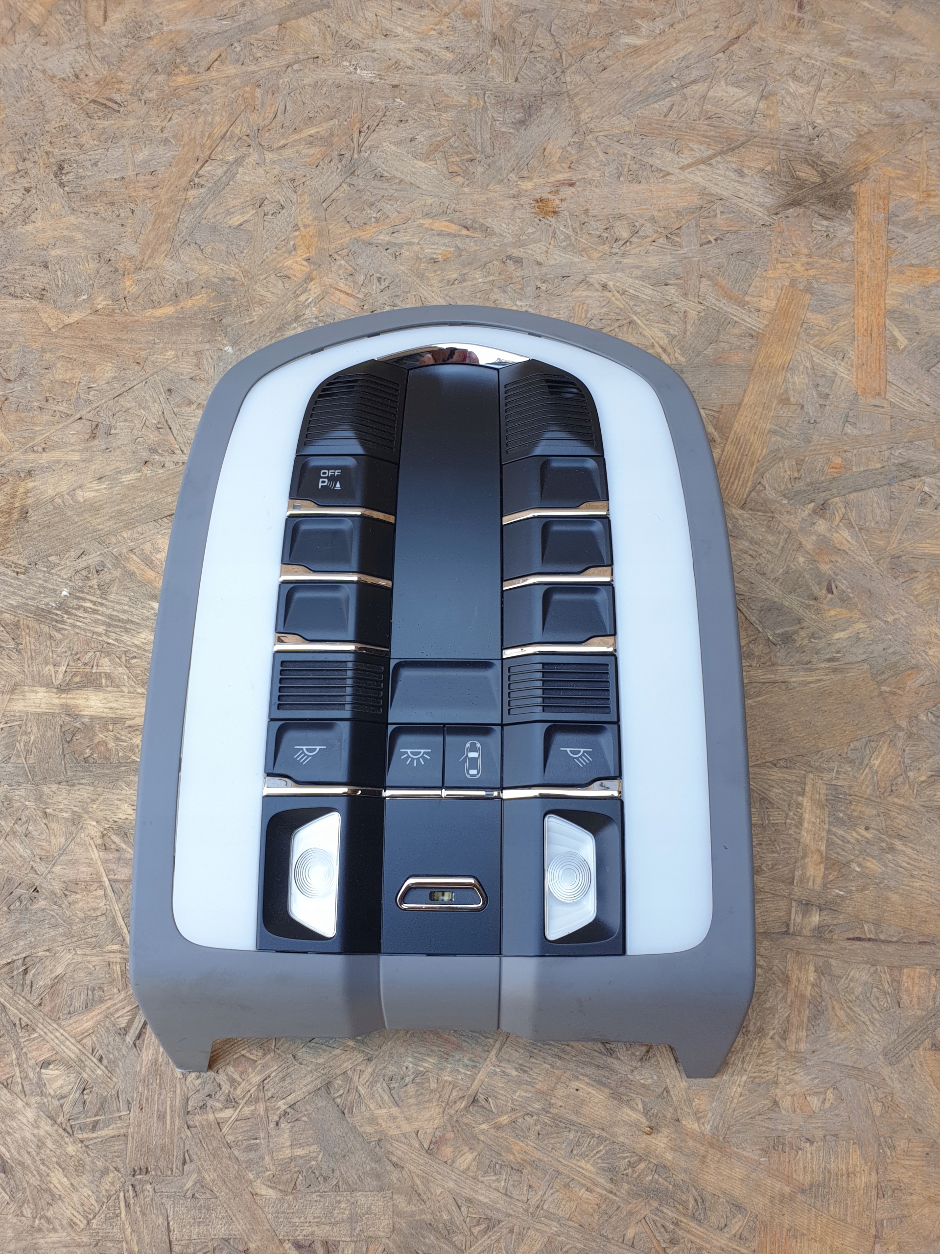 PORSCHE PANAMERA 970 лампочка Обшивка потолка