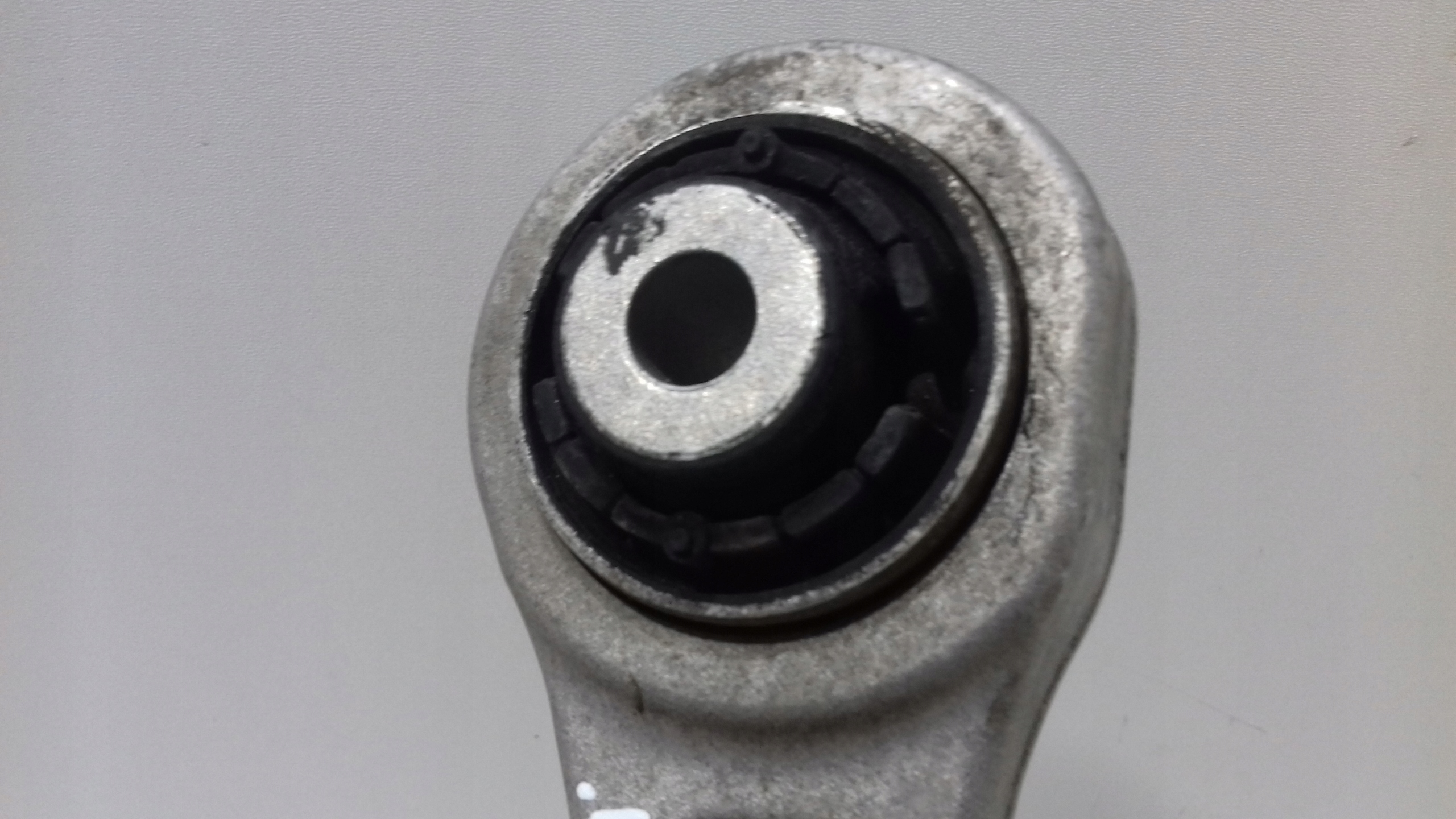 AUDI A6 C7 A7 arm right front 8K0407156C