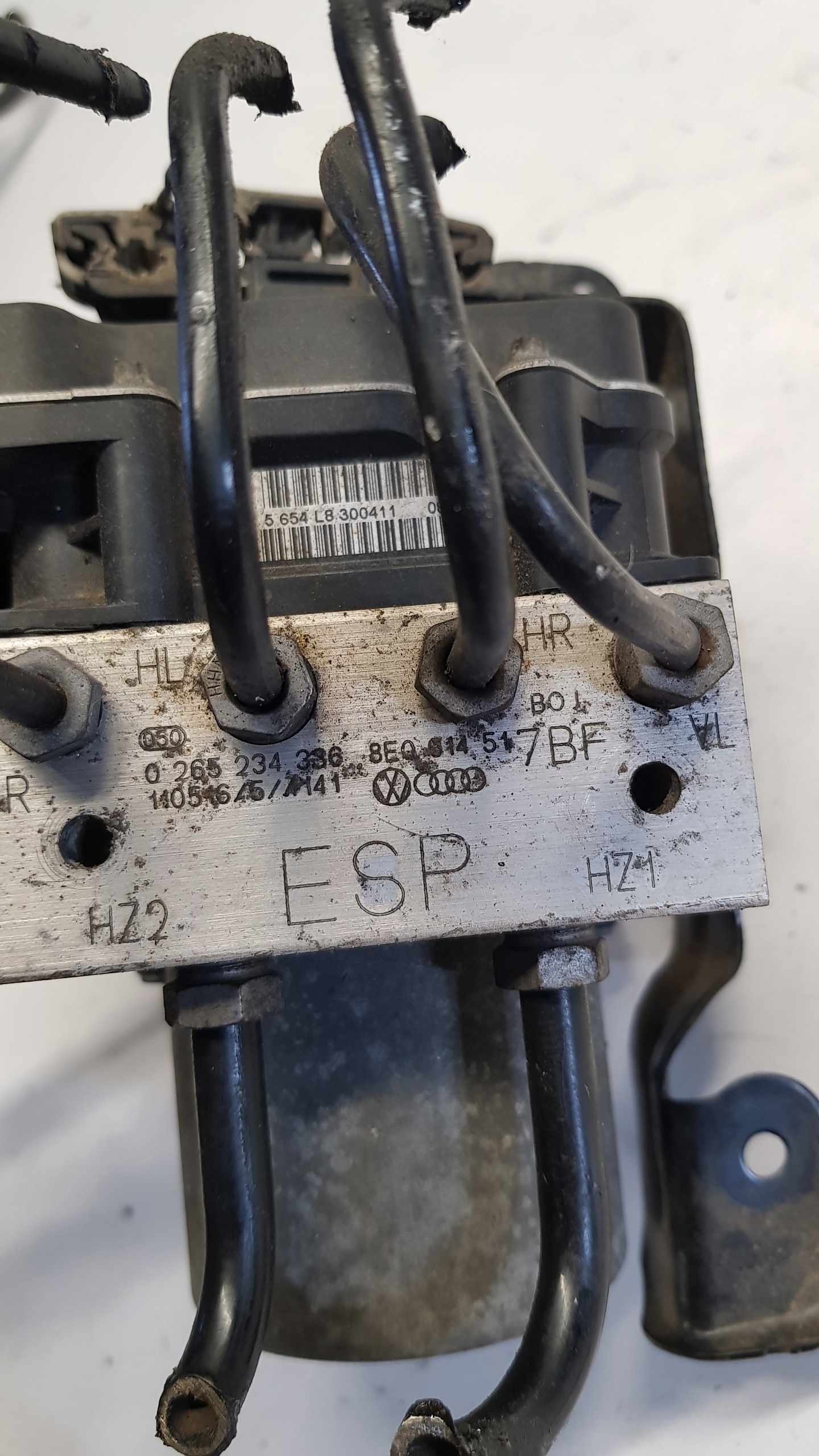 Audi OE 8E0614517BF насос ABS