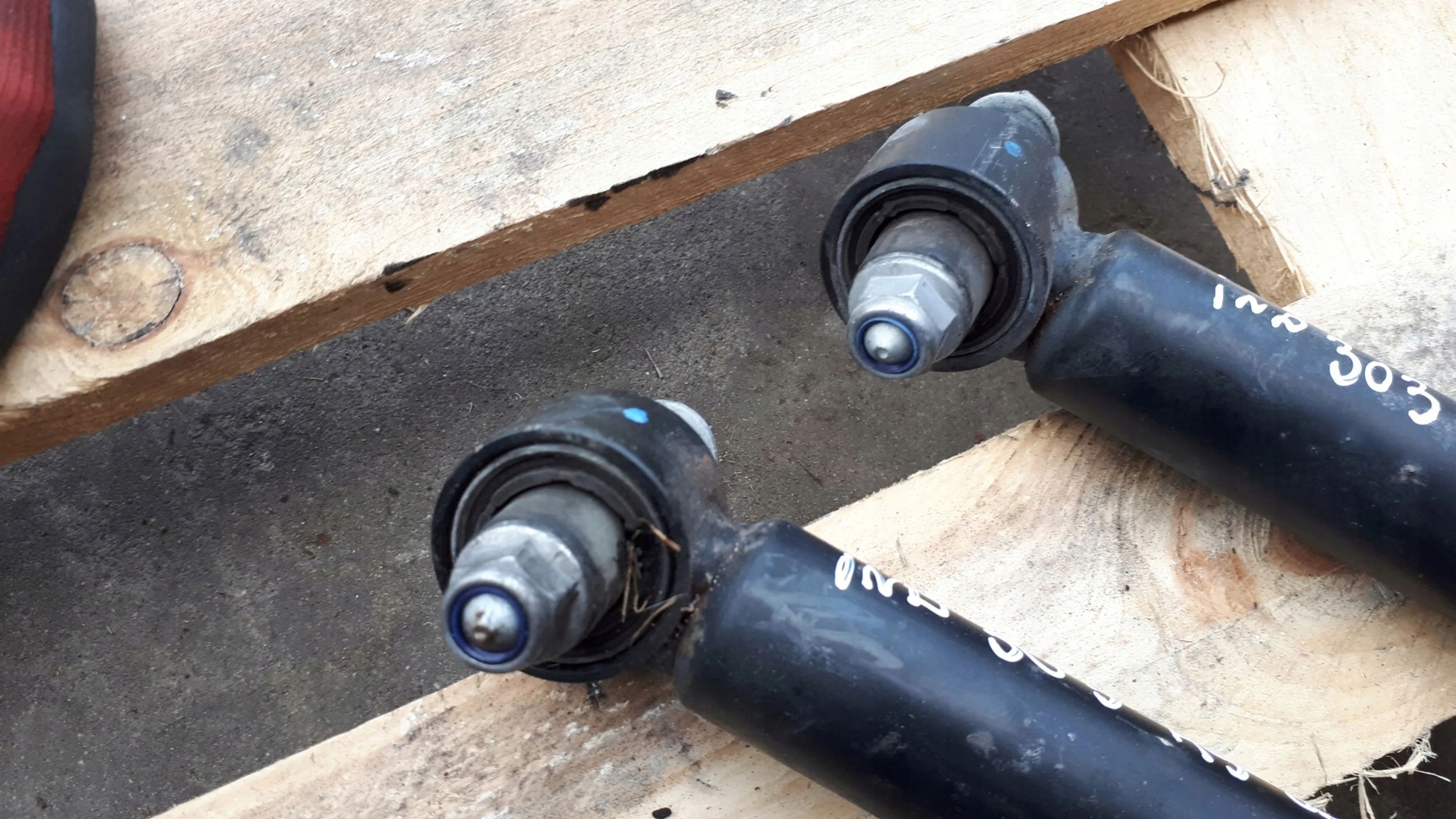 A5 8W Stoßdämpfer heck hinten 8W6513035 A4 B9 8W