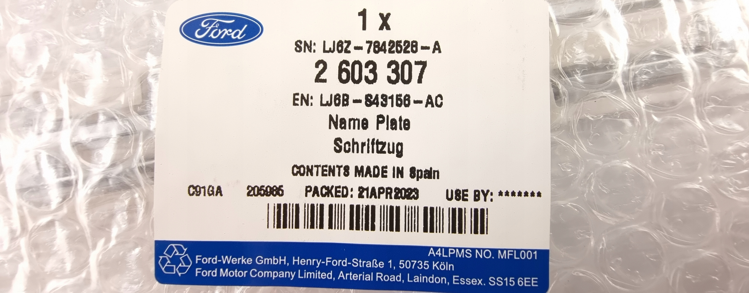 NAPIS LOGO KLAPA BAGAŻNIKA FORD KUGA ESCAPE 2020-_ 2603307 _ LJ6B-S43156-AB Jakość części (zgodnie z GVO) O - oryginał z logo producenta pojazdu (OE)