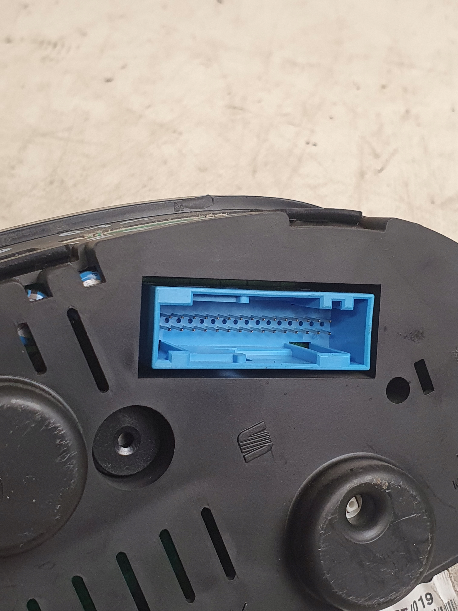 dials dials VDO 110080075019 SEAT TOLEDO 01r. 1.9TDI