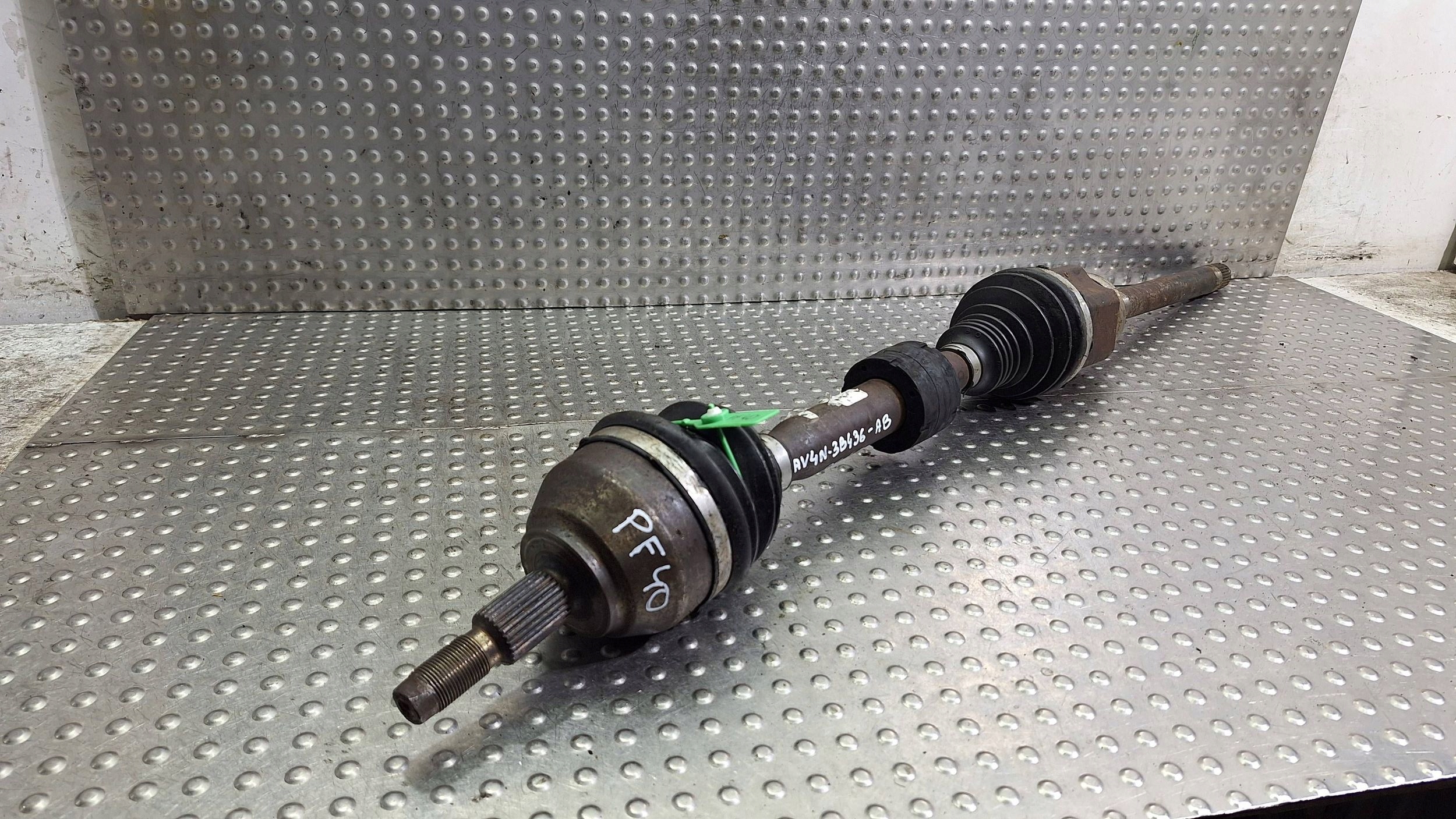 semi-axis right front AUTOMAT AV4N-3B436-AB FORD KUGA MK1 2.0 TDCI