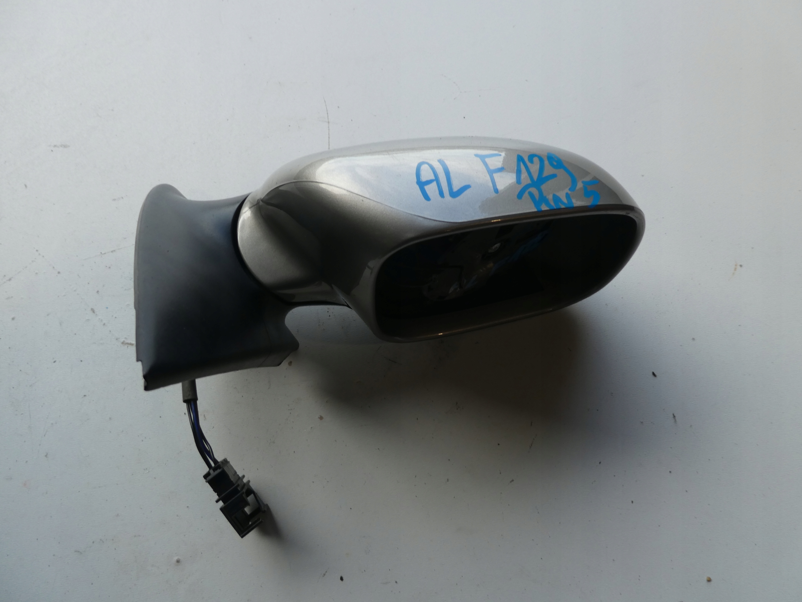 SKODA FABIA and mirror right 5PIN