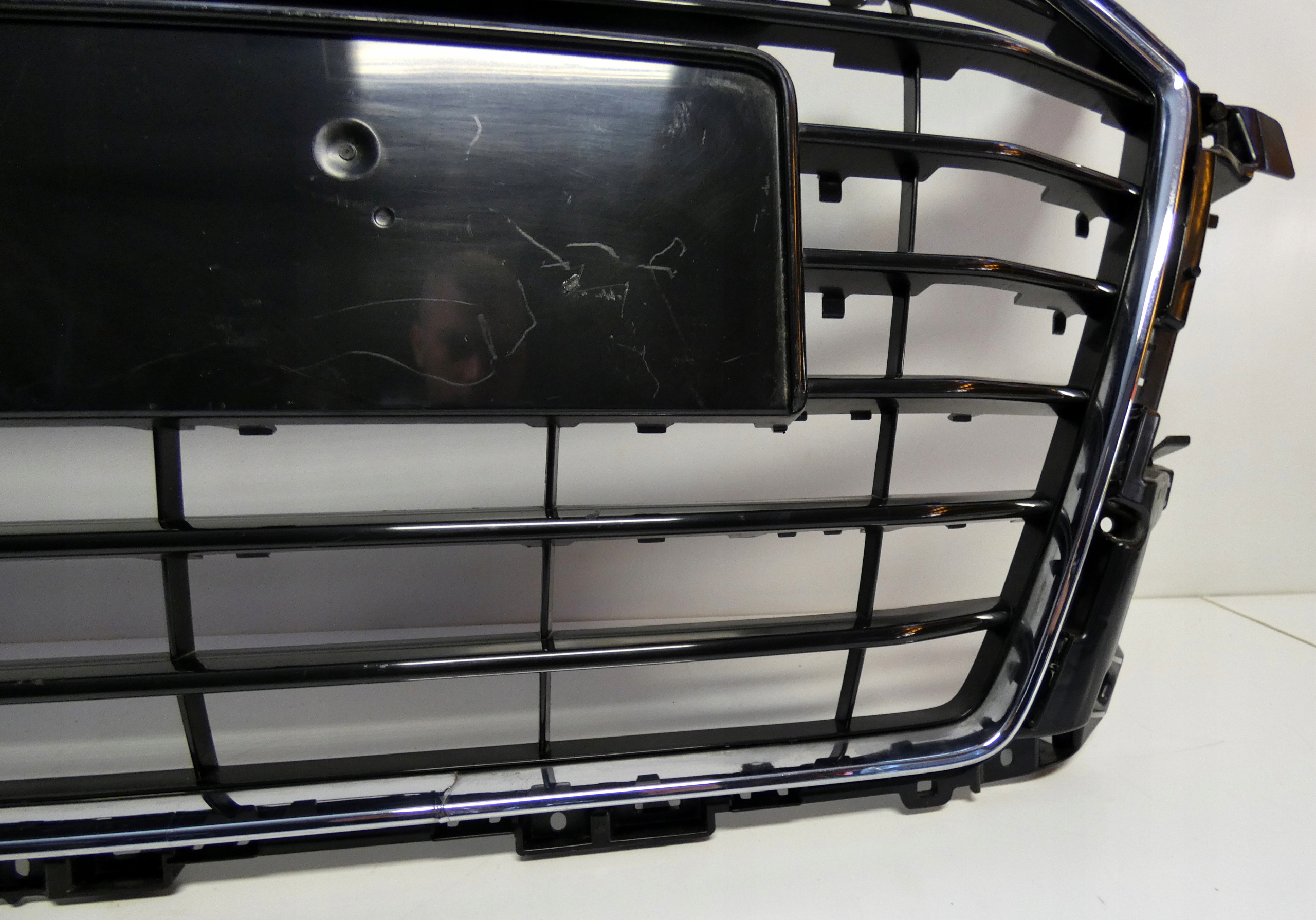 AUDI TT SLINE S-LINE 8S0853651 hűtőrács hűtőrács maszk