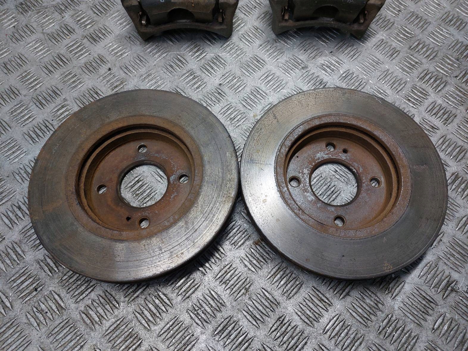 discs brake front + calipers FORD FIESTA MK7 1.4 TDCI